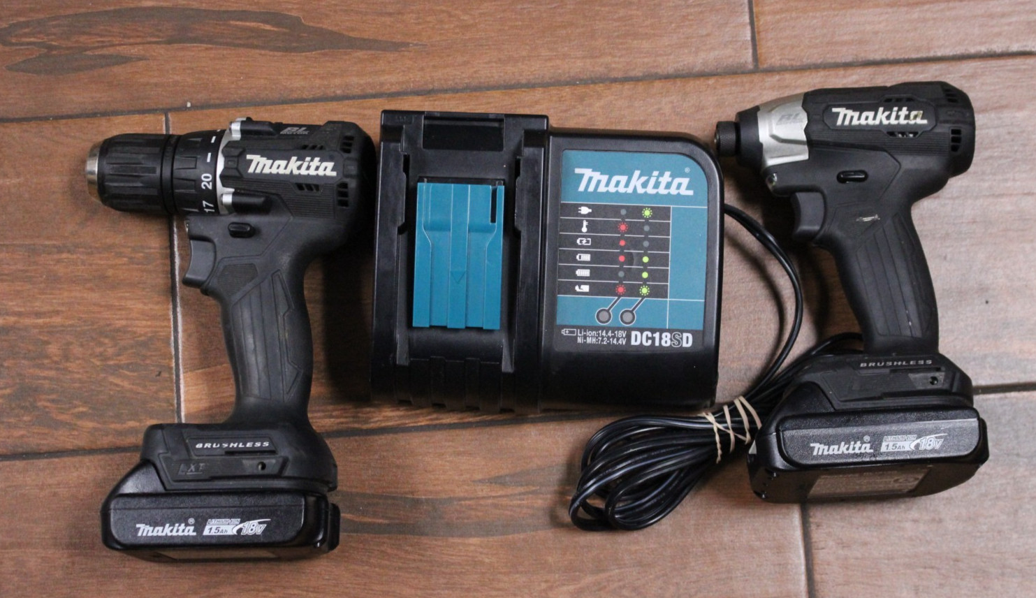 (RI3) Makita Brushless 18V XDT18 Driver & XFD15 Drill Combo Set