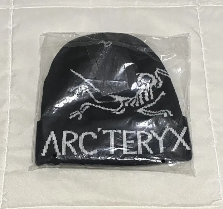 Arc'teryx Toque Beanie Hat – Black Void, Wool Winter Cap, NWT - NEW