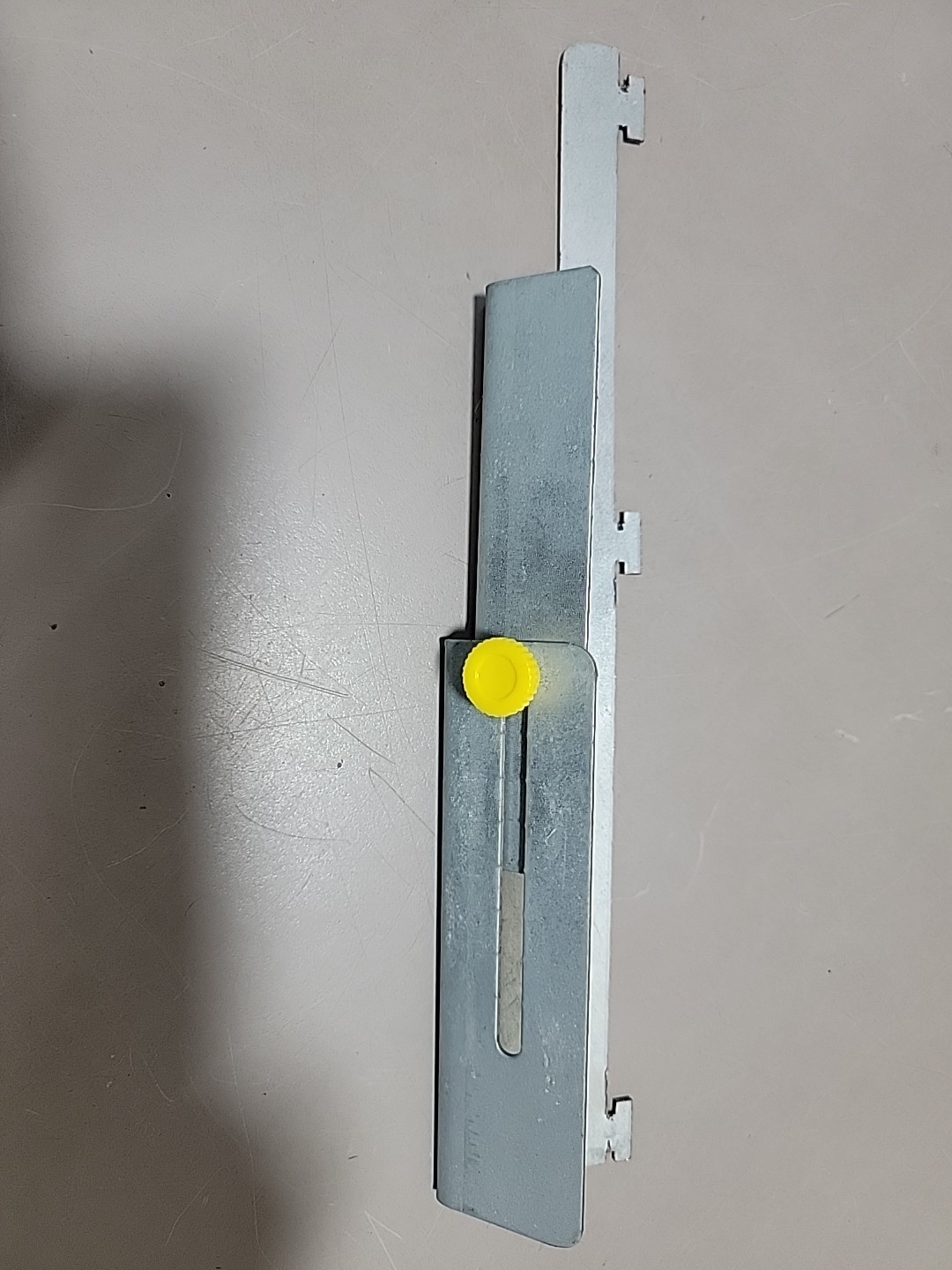 Seaga Combo Vending Machine Shim Adjustable Universal Part # SA1797