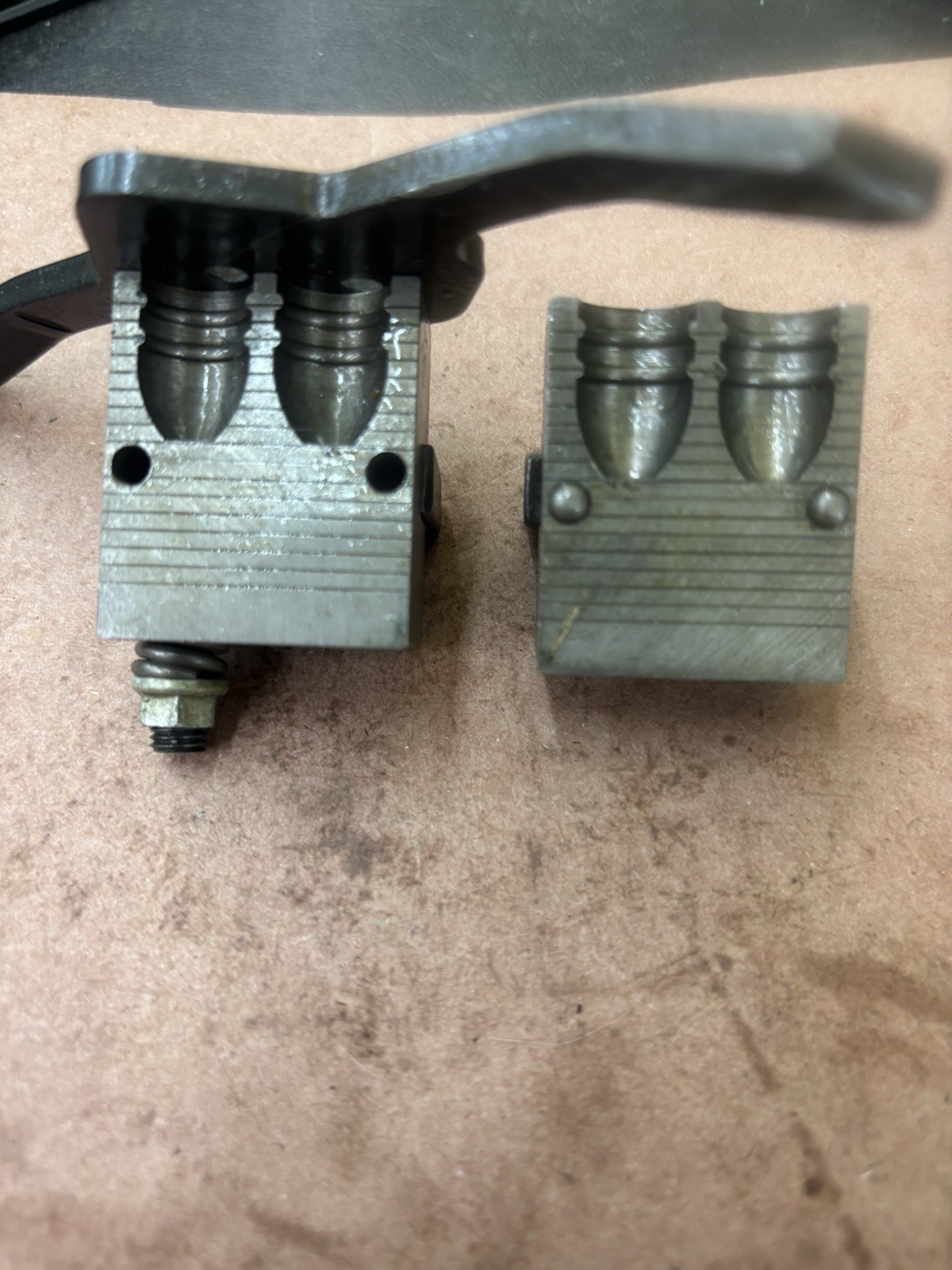 Lyman Bullet Mold 2-99. 638