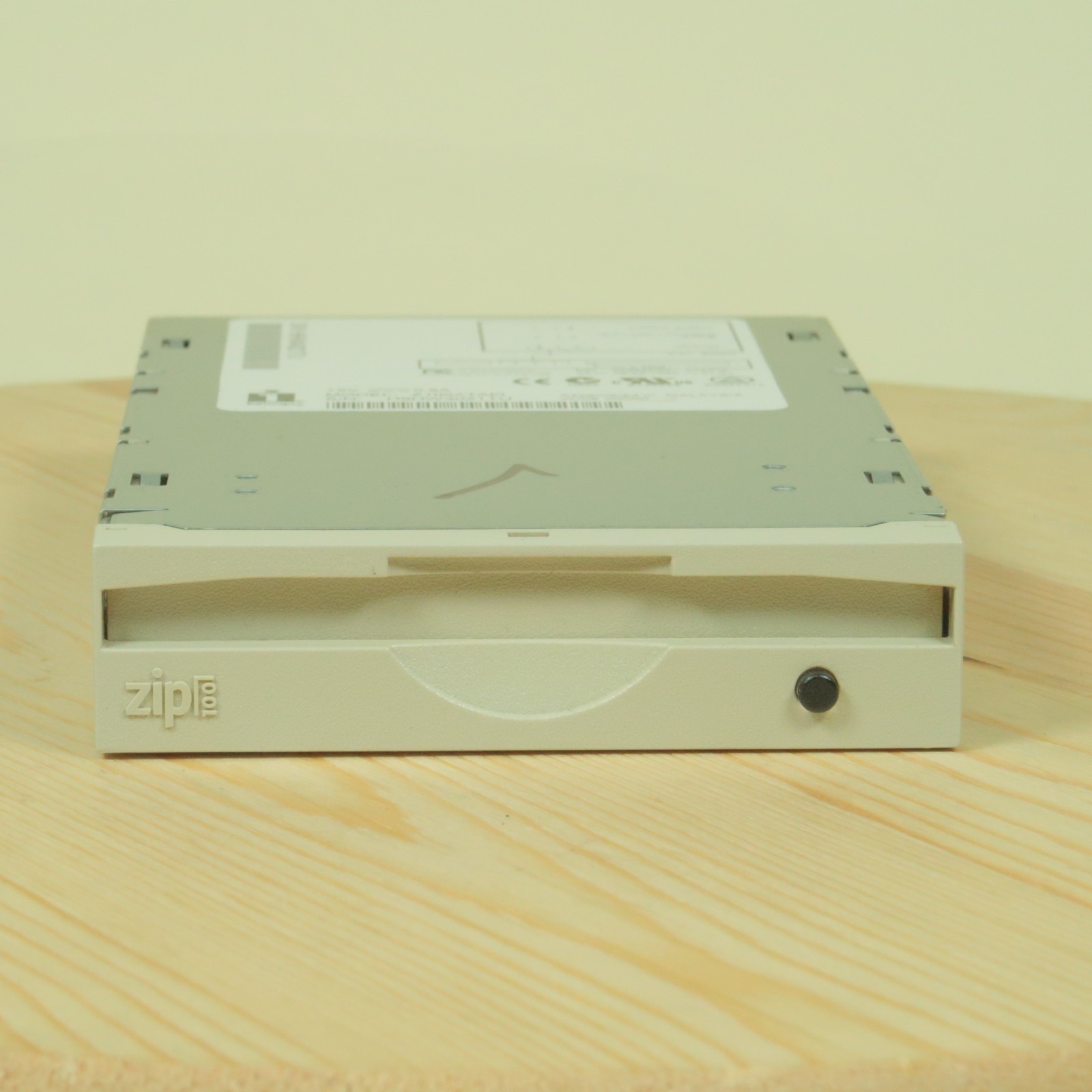 Iomega IDE Internal 3.5" Zip Drive Z100ATAPI ZIP Compatible With 100MB Disks