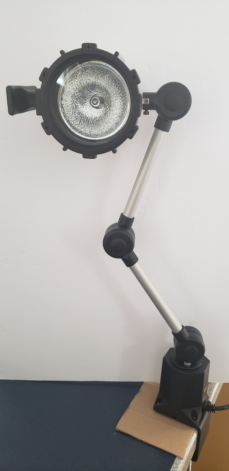 Fowler 12" Articulated Shop Lamp
