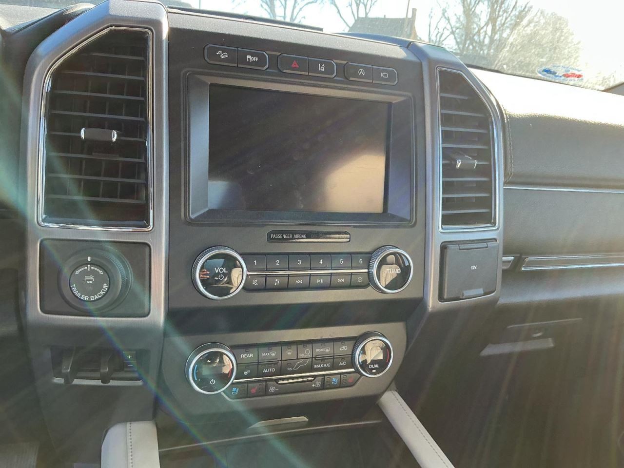 EXPEDITON 2019 Glove Box 4914135