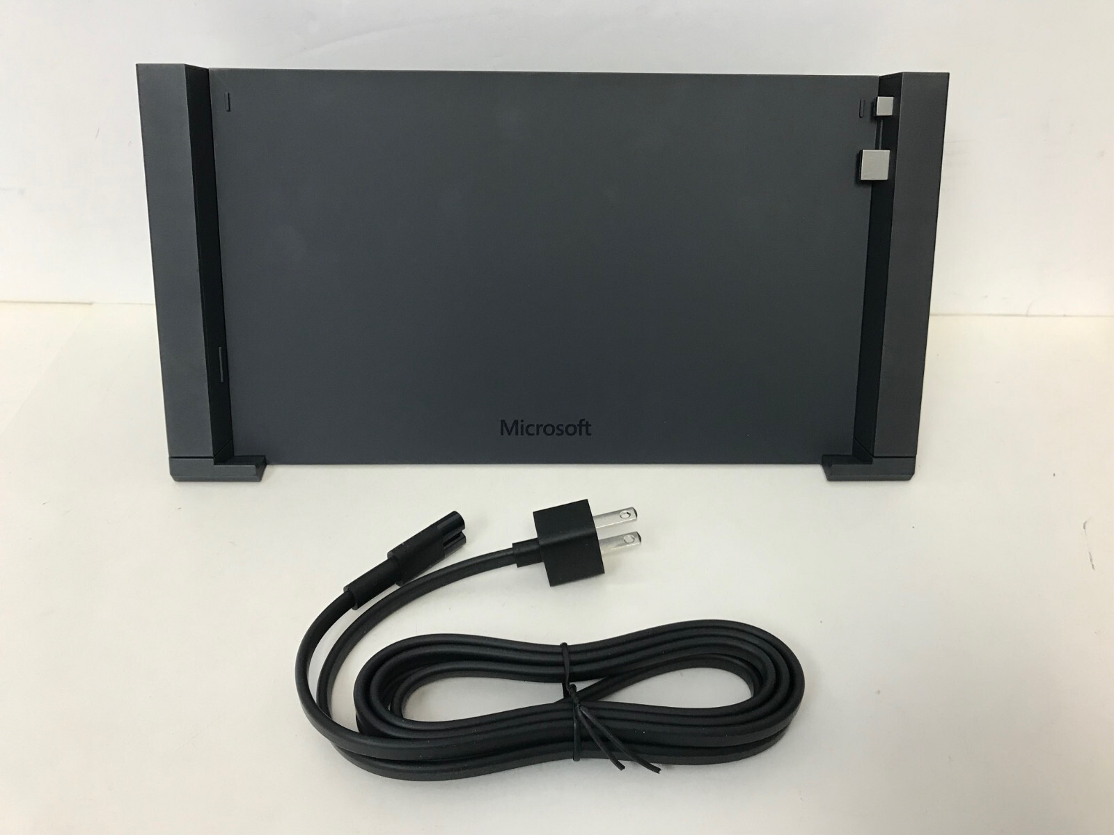 MICROSOFT 1672 SURFACE 3 DOCKING STATION M9Z-00001 NEW OPEN BOX