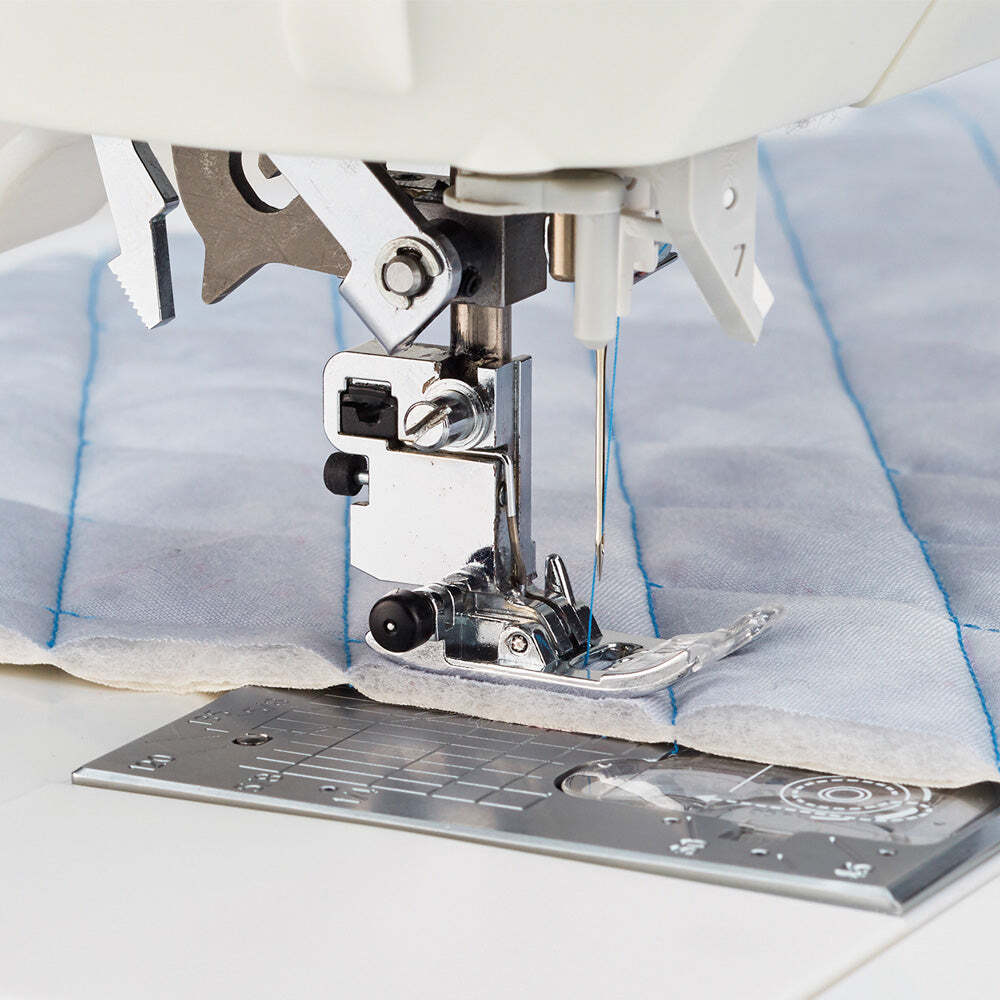 Juki Kirei HZL-NX7 Computerized Sewing and Quilting Machine