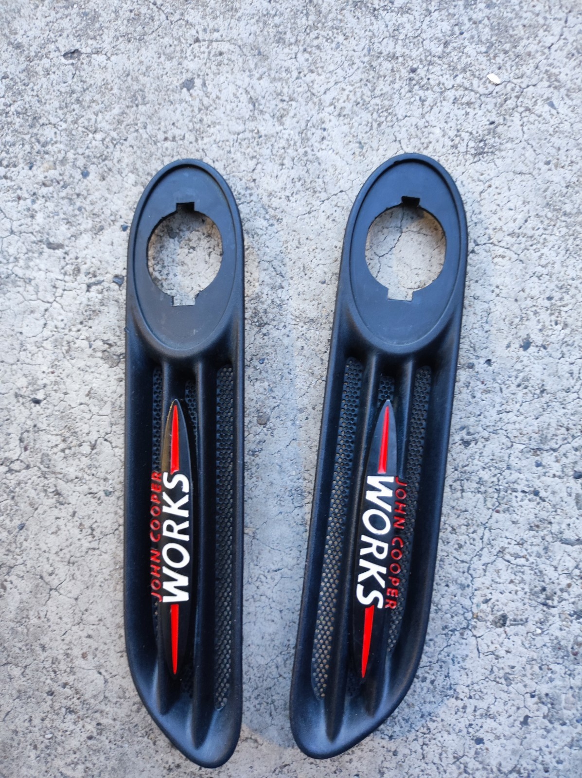 Mini Cooper R50.52, R53 JCW Side Arrows