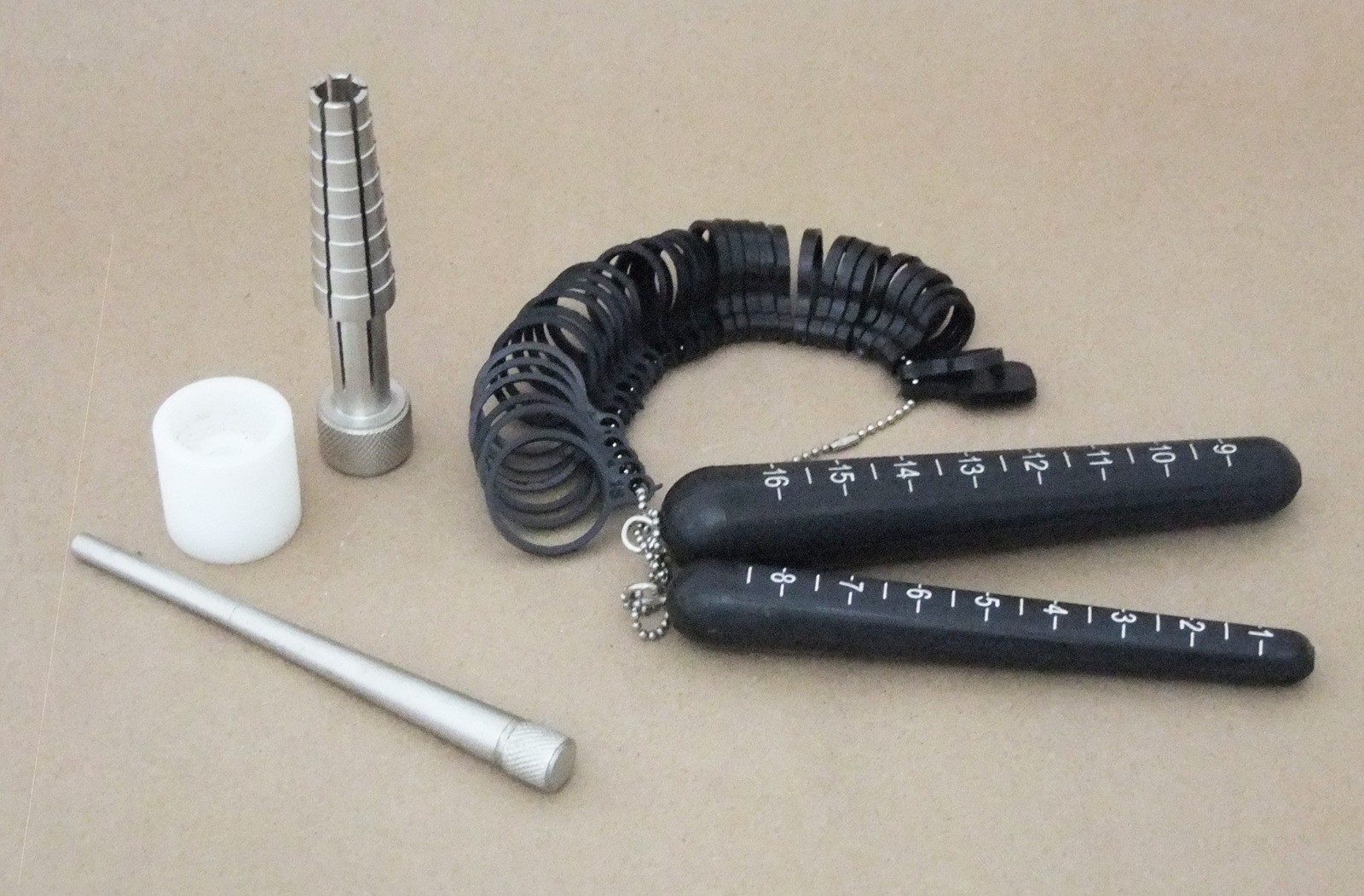 Rathburn Style Ring Stretcher Small For Sizes 1 thru 8 With Sizer Kit