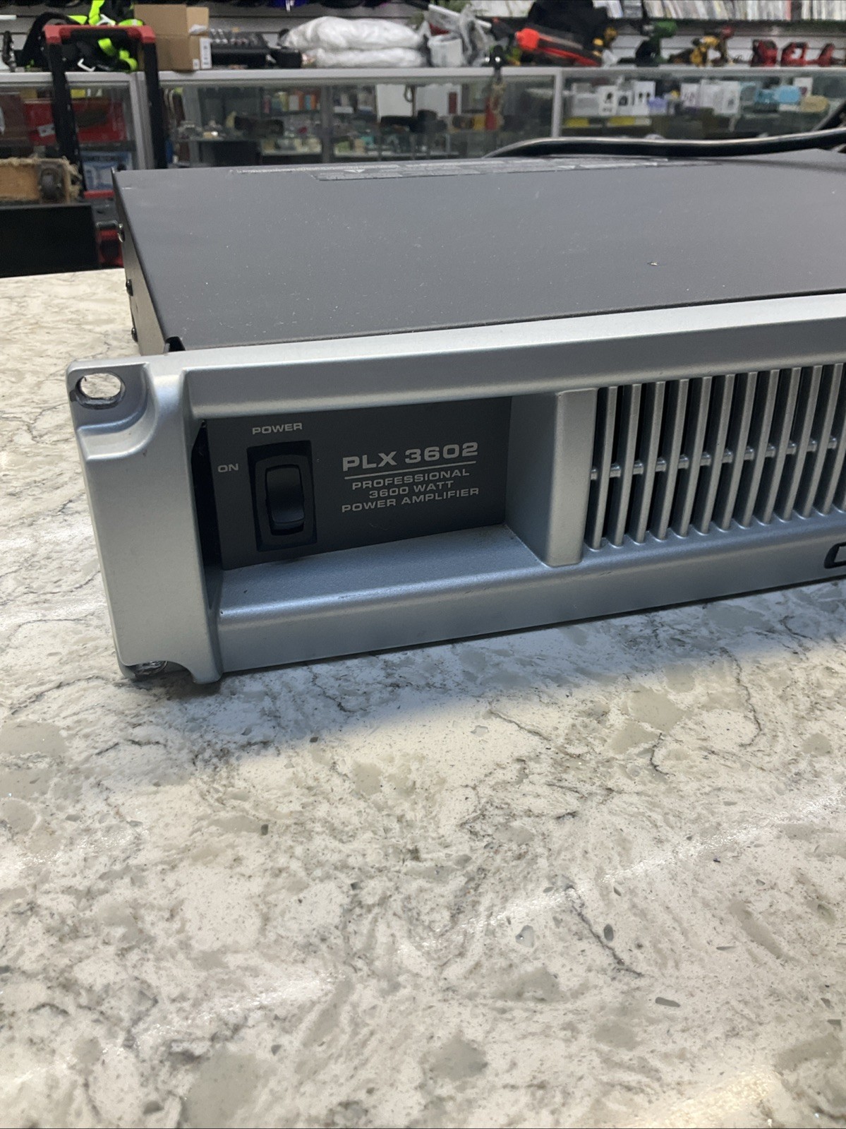 QSC PLX 3602 3600W 2-Channel Rack Mountable Power Amplifier Silver Black