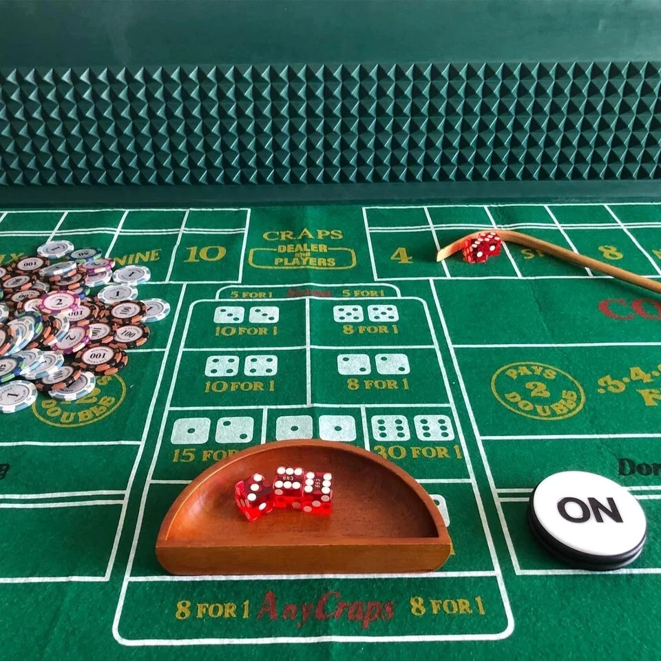 Craps Table Top Felt Layout - 36" x 72" Rectangle 36" x 72", Green