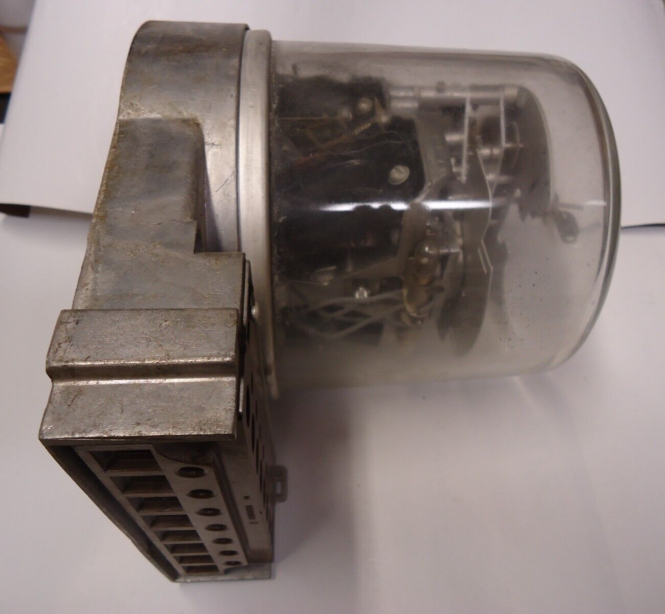 GENERAL ELECTRIC 700X16G29 TYPE VM-63-A KILOWATTHOURS METER
