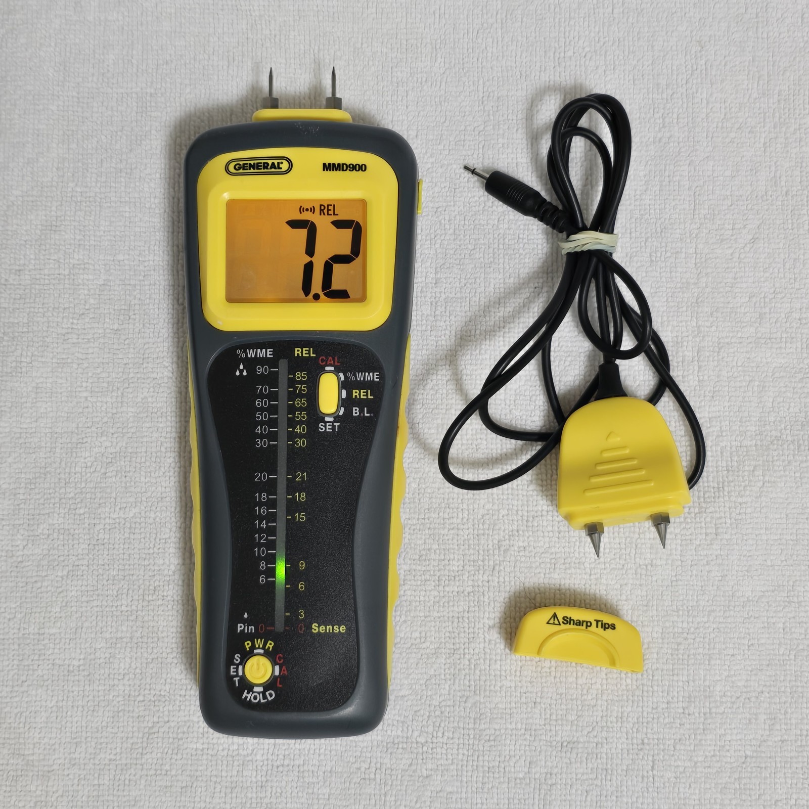 General MMD900 Pin Pinless Deep Sensing Moisture Meter With Remote Probe
