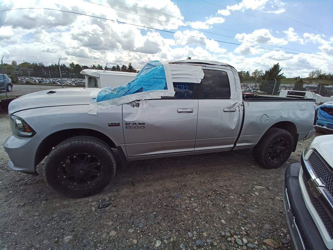 2016 RAM 1500 Air Shutter (12977403