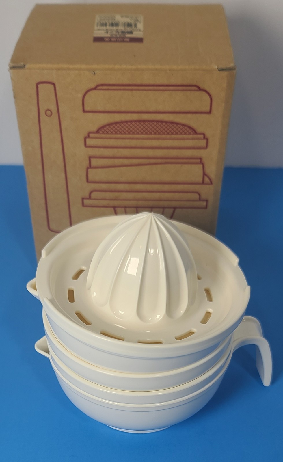 Muji Brand - Hand Juicer Baby Food Processor- Japanese Import