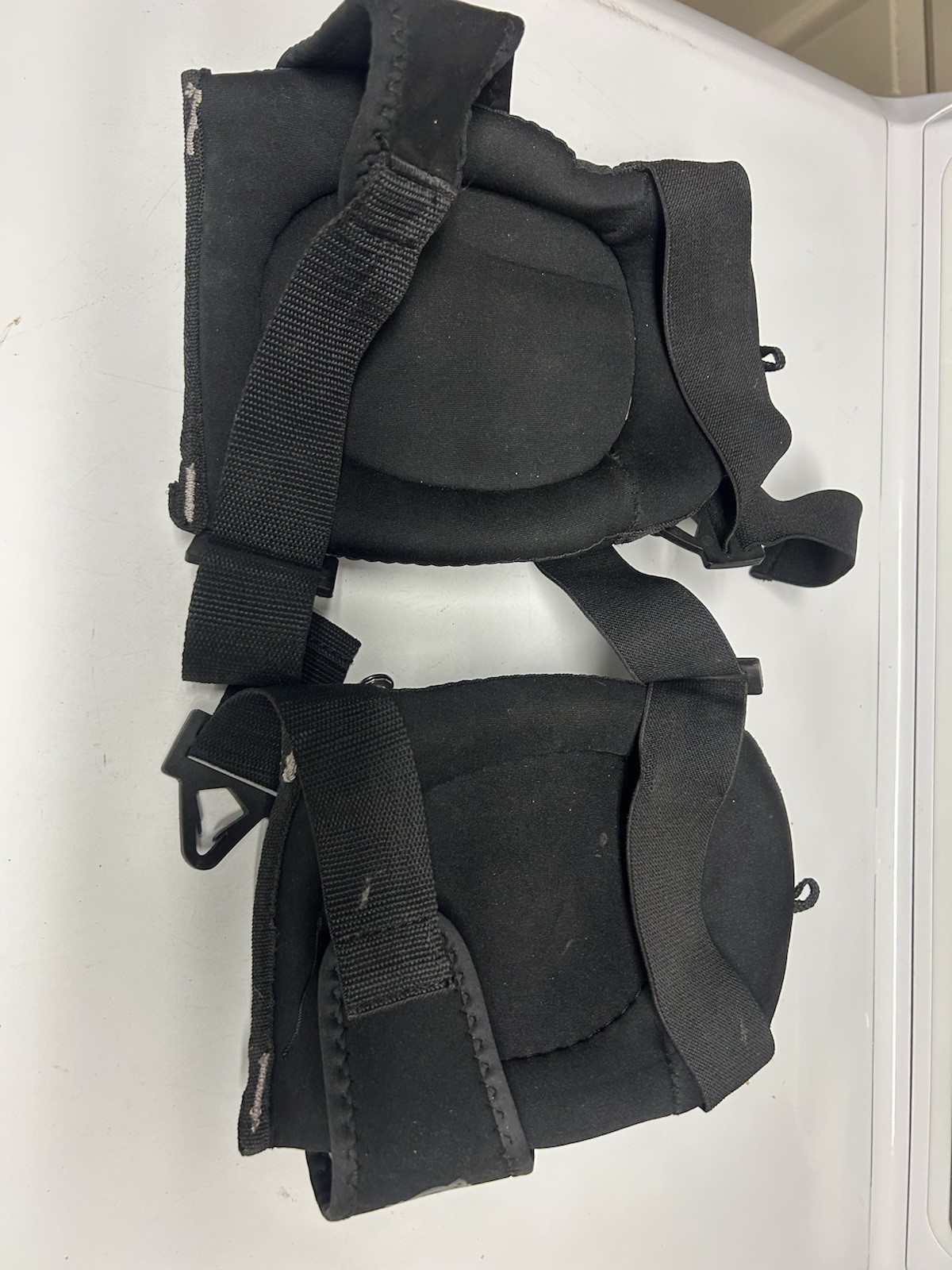 Dead on Tools Knee Pads One Size Adjustable Black FREE SHIPPING