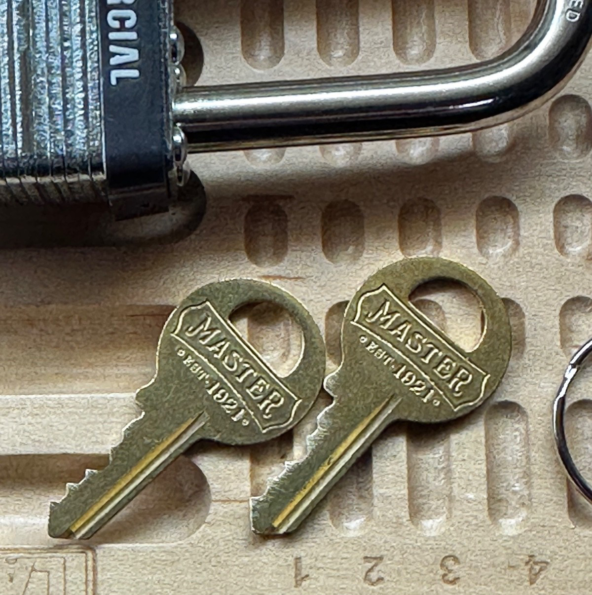 Master Lock 21Ka Padlock, Keyed Alike, Standard Shackle