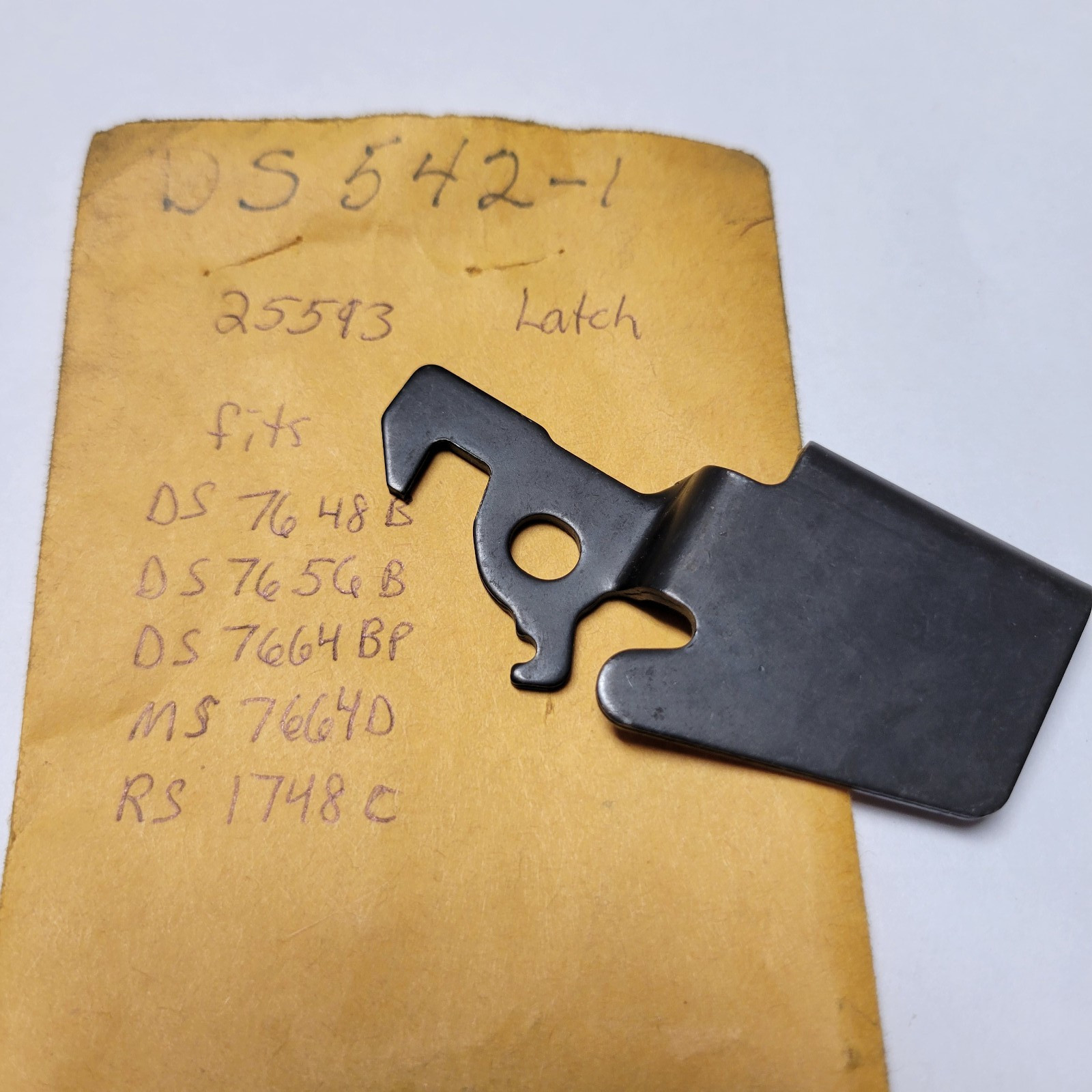 Duo fast 542-1 OEM Latch 25593 fits Multiple Duo-fast Tools - NOS