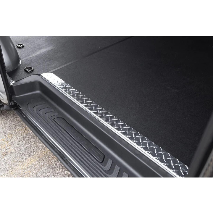 Legend Fleet Aluminum Floor Sill Set | Metris 126" RWB