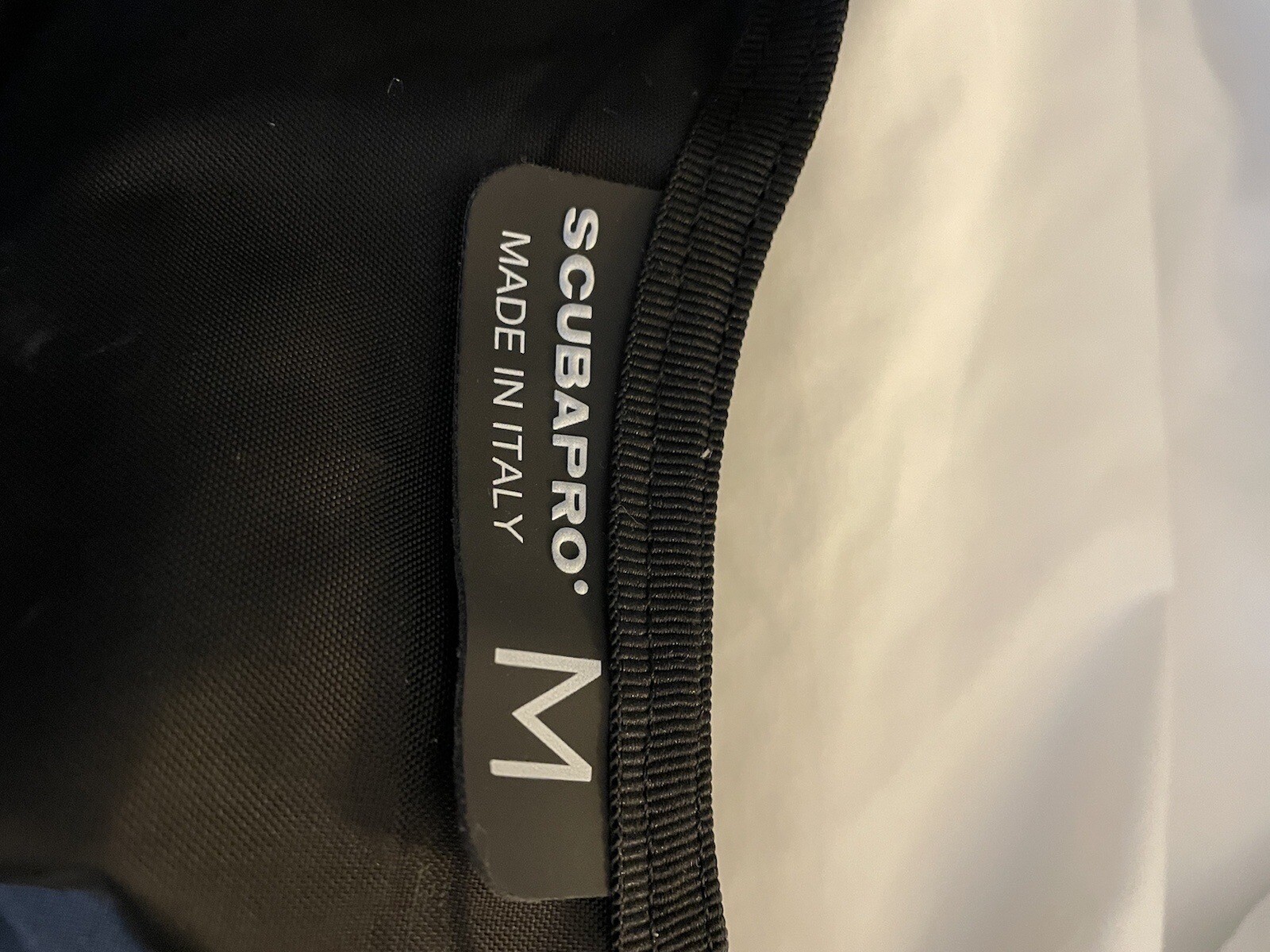 ScubaPro BCD with Air II 5th Generation Octopus/BC Inflator - Size Medium NWT