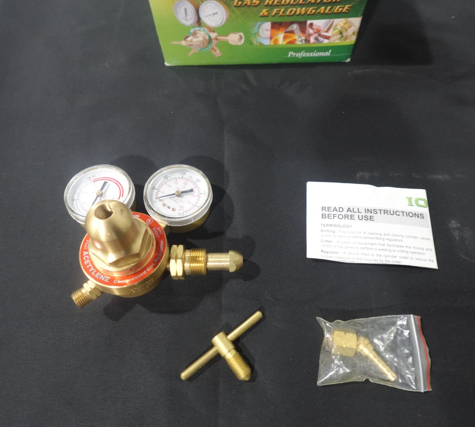 IOxygen GAS regulator and flow gauge