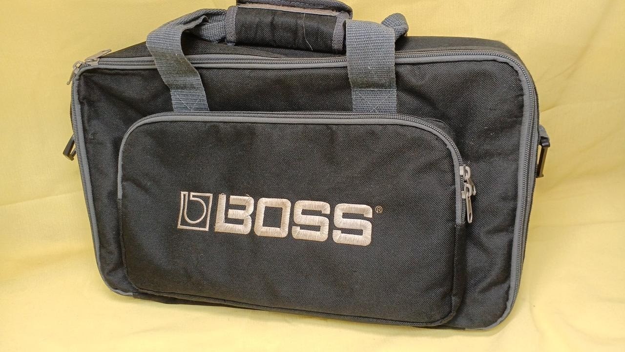 BOSS ME-50B Bass Multiple Effects Processor Multi-Stomp with Bag & Manual