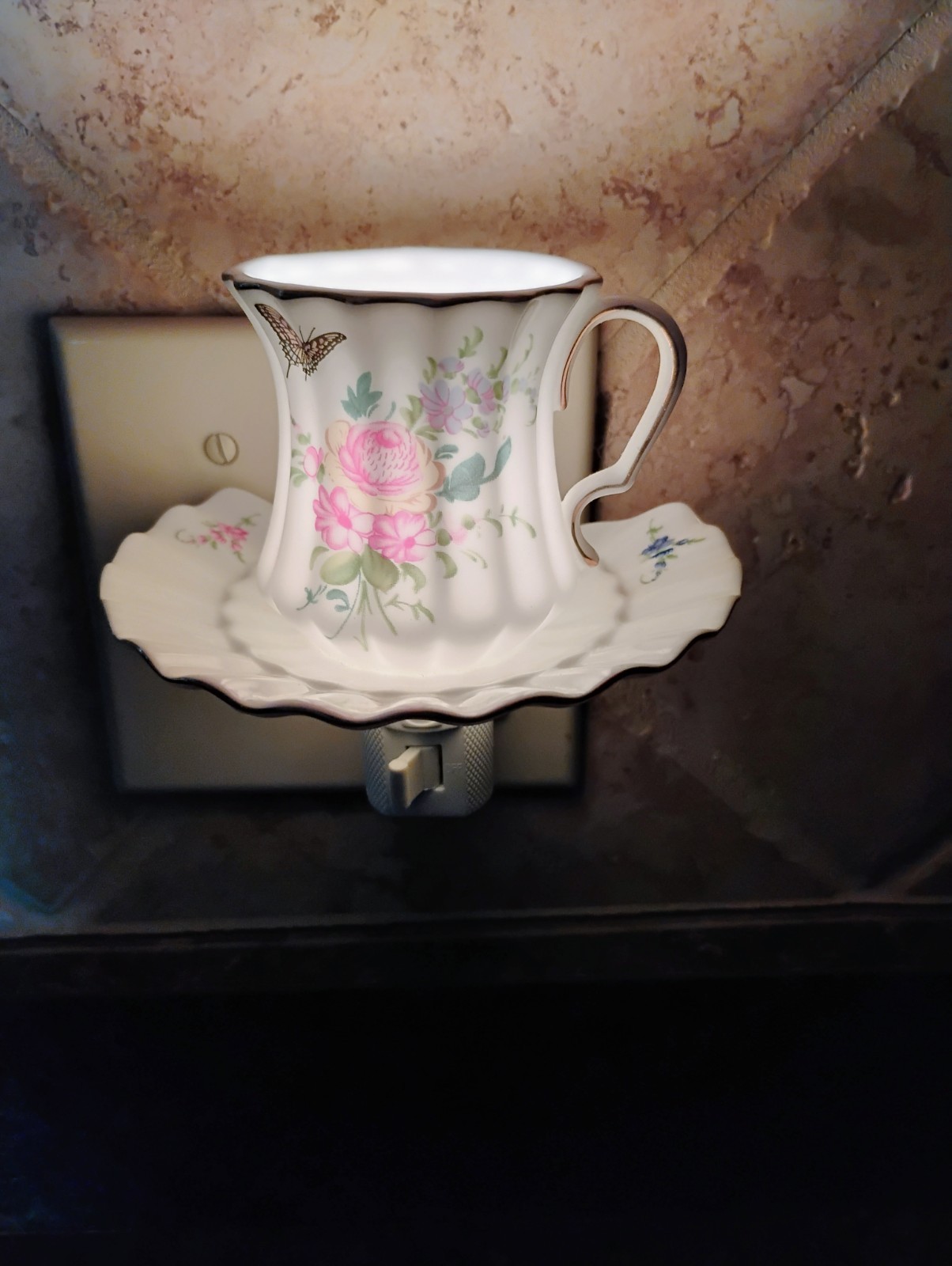 Victorian Butterfly & Floral Porcelain Plug in Teacup Night light Home Decor