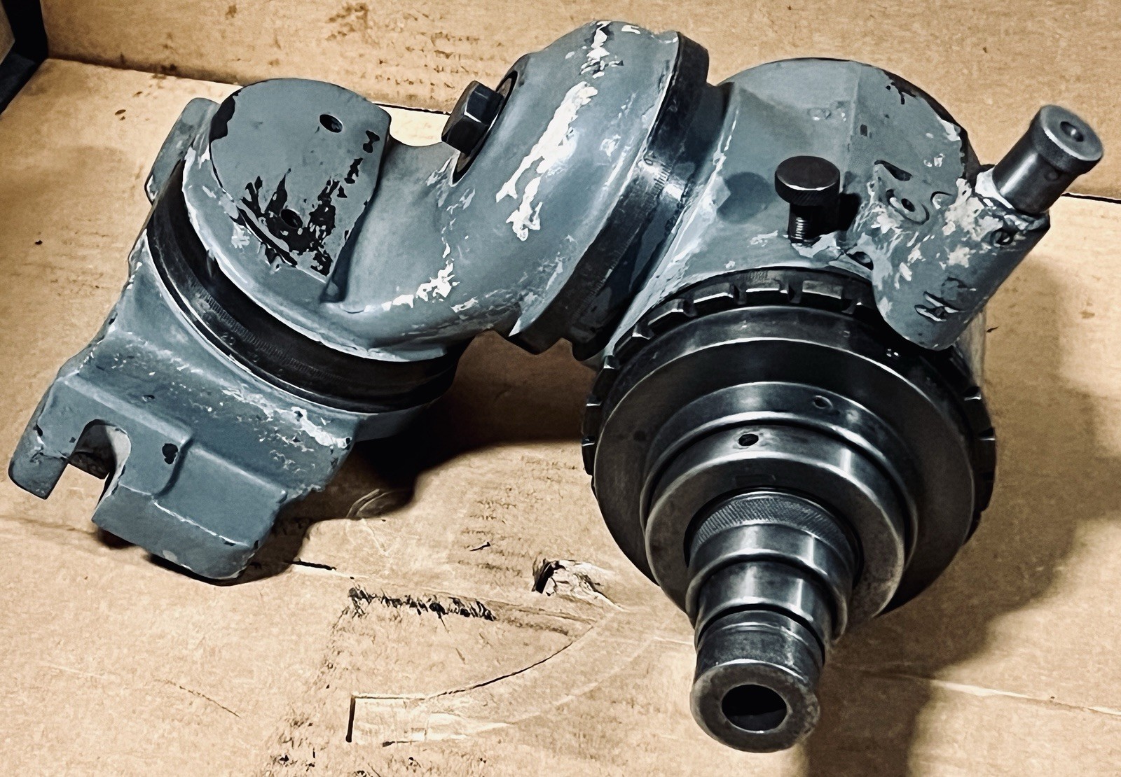Cincinnati Cutter Grinder Work Head with 2H Collet (#2016)