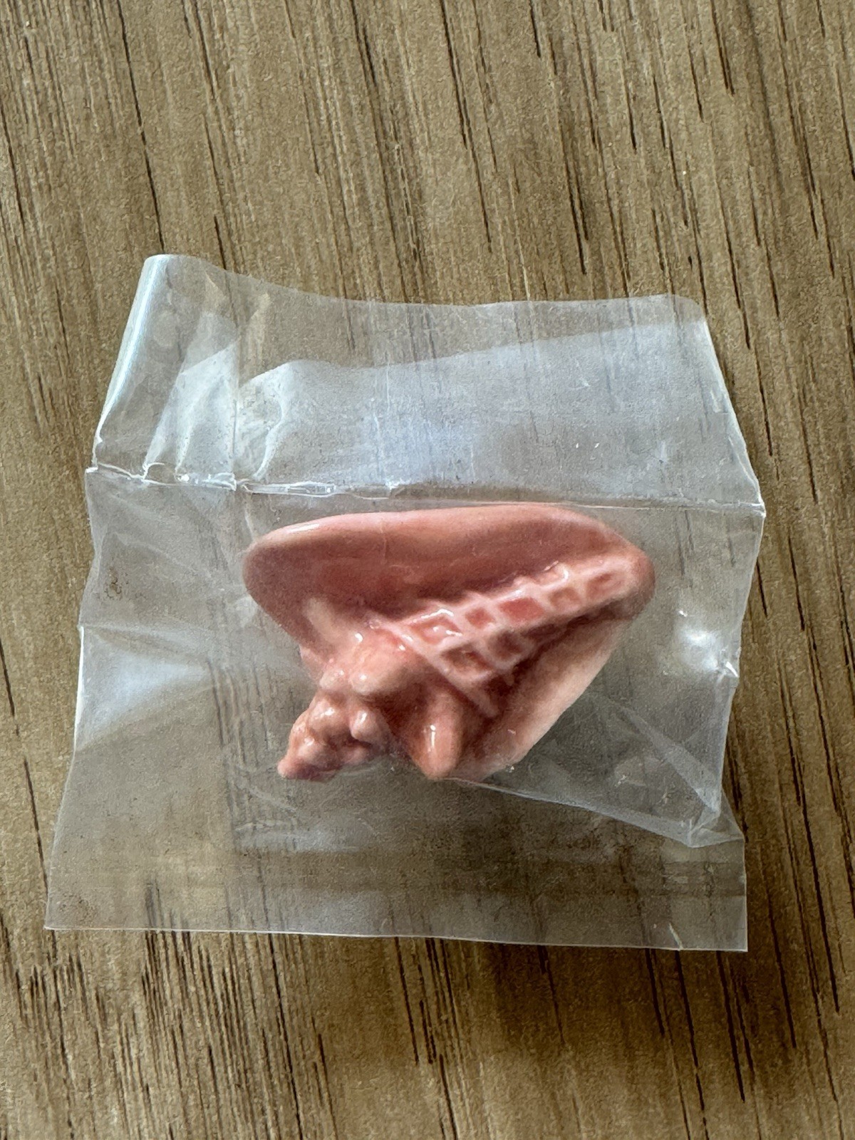 Wade Red Rose Tea Sealed Coral Conch Shell Nautical Wonderland Series Figurine