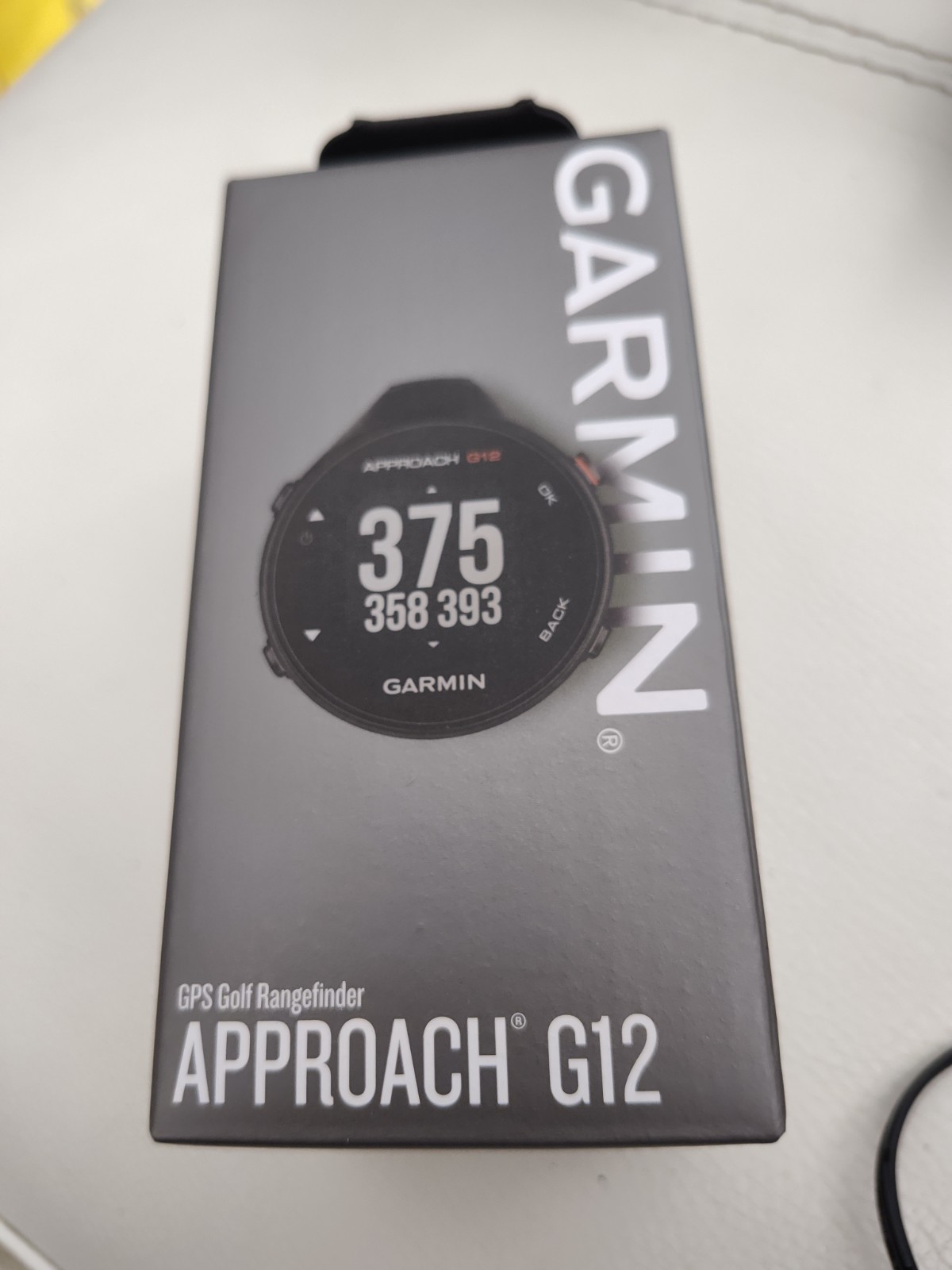 NEW!  LATEST!! Garmin Approach G12 Clip On Golf GPS 42,000 Courses Pre-Loaded
