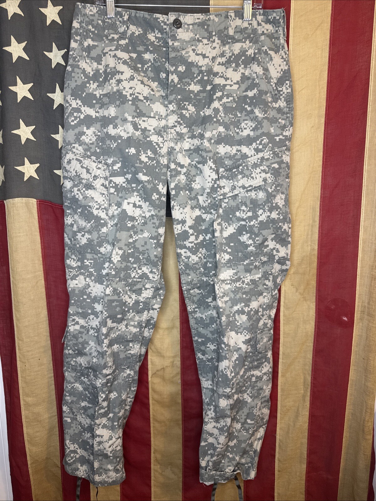 Medium Long - Army Combat Pants ACU Digital Camo USGI 7600