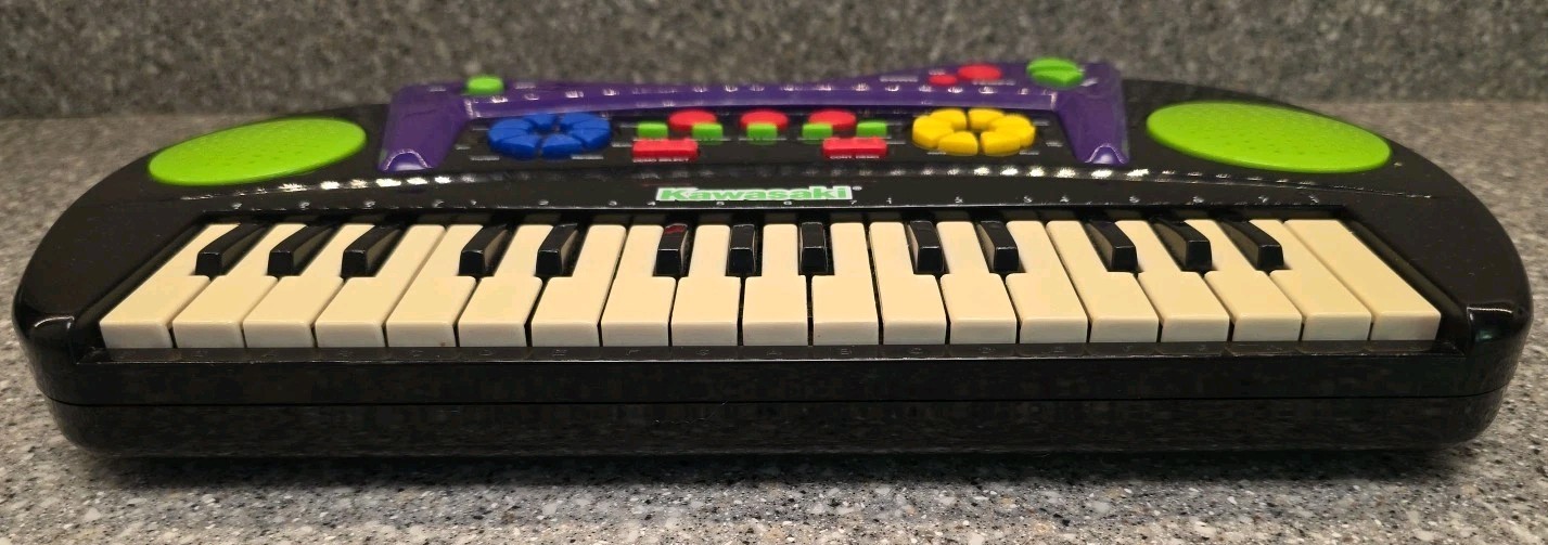 Vintage Kawasaki Electronic Keyboard 57743 32 Key Record & Play DSI Tested