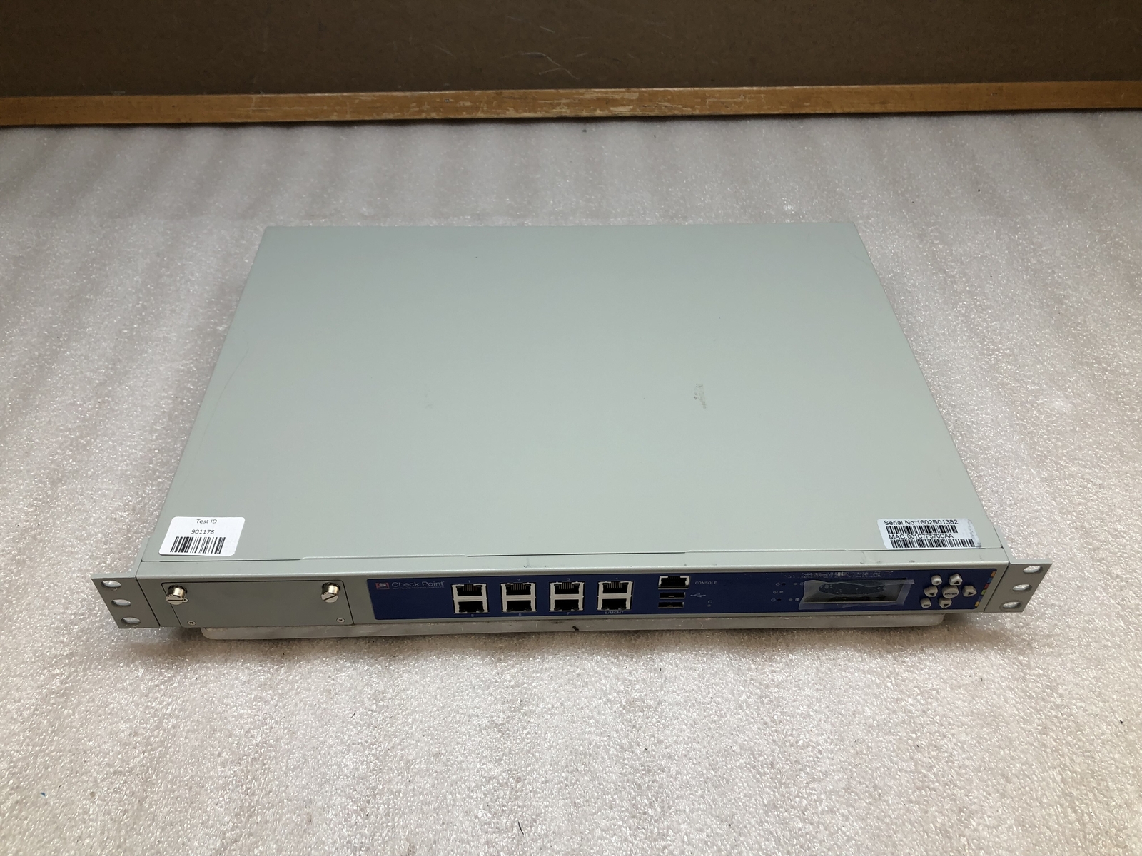 Check Point Software 4400 Model T-140 8-Port Security Network Firewall Appliance