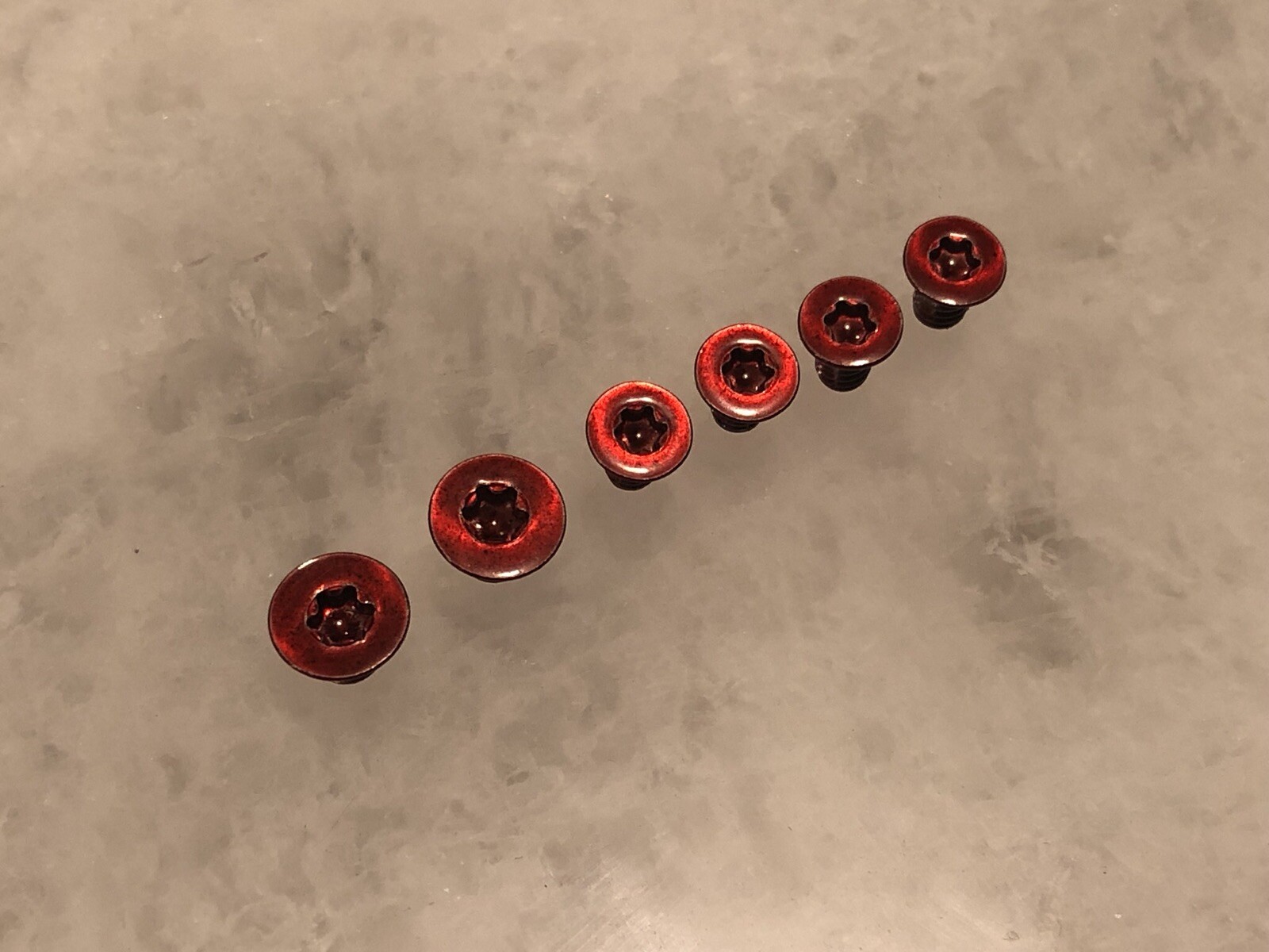 Red Replacement Scale & Pivot Screws for Spyderco Paramilitary 2 - Set of 6