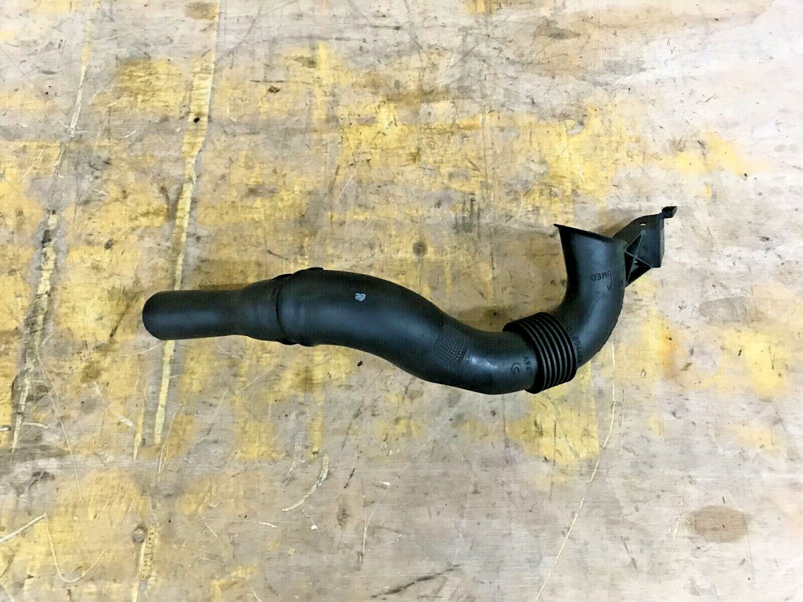 ALFA ROMEO GIULIETTA 1.6 JTDM DIESEL AIR INTAKE HARD PIPE  51894468  2010 - 2015