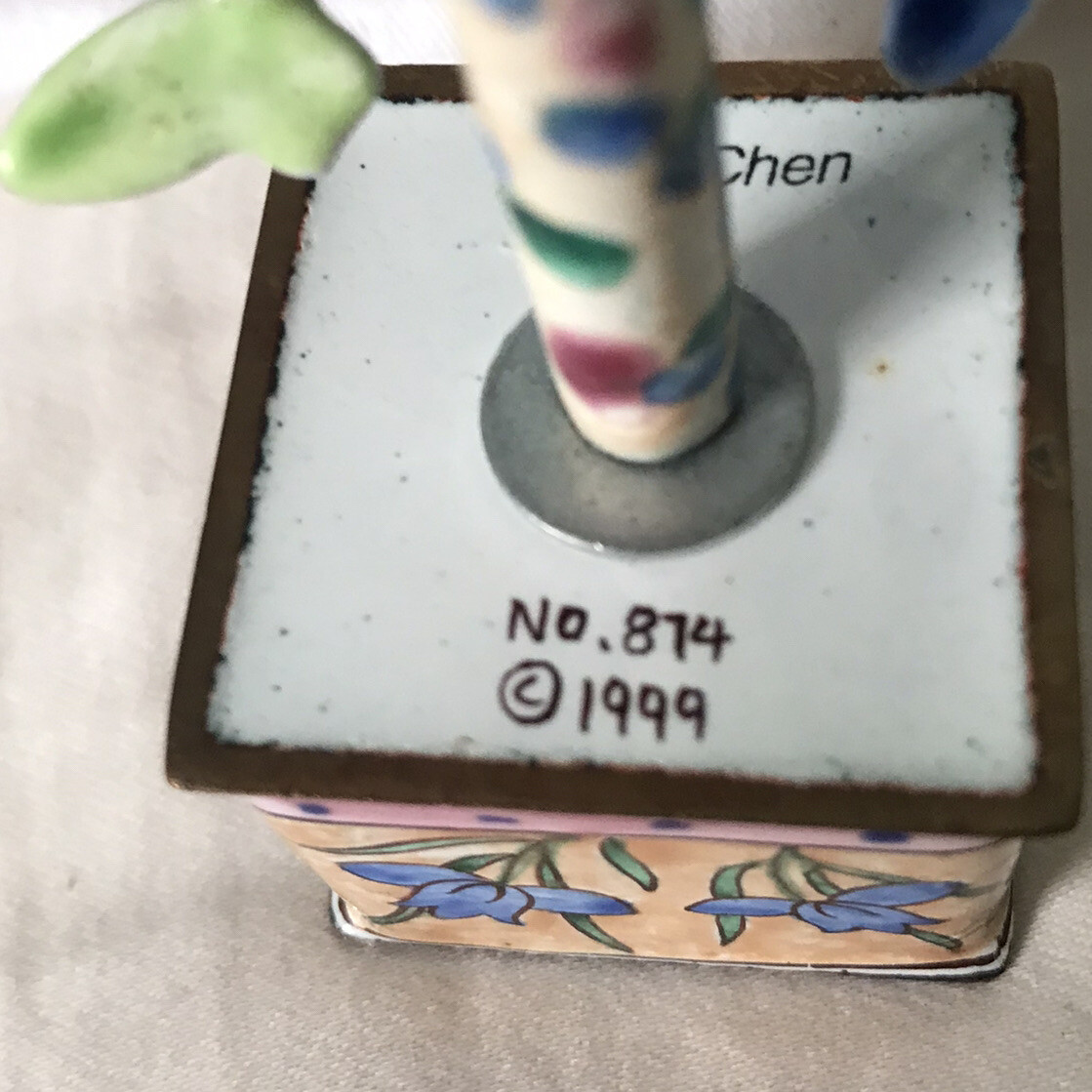 KEVIN CHEN Porcelain Bird Trinket Box
