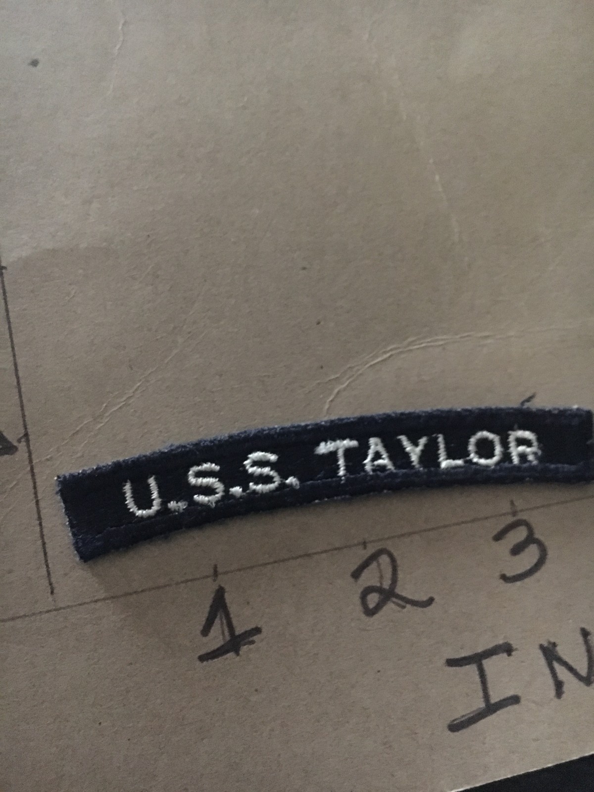 US NAVY SHOULDER STRIP TAB *** rocker *** Patch USS Taylor