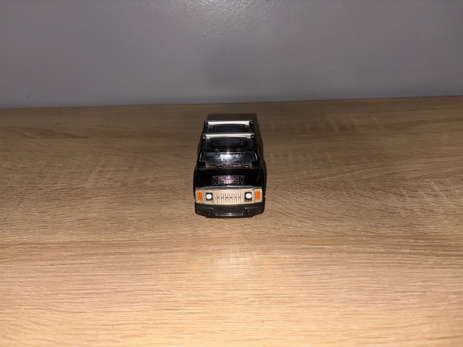 Chub City - RC Radio Control Car / Hummer H2 Black by Jada Toys - 90398 ONLY CAR