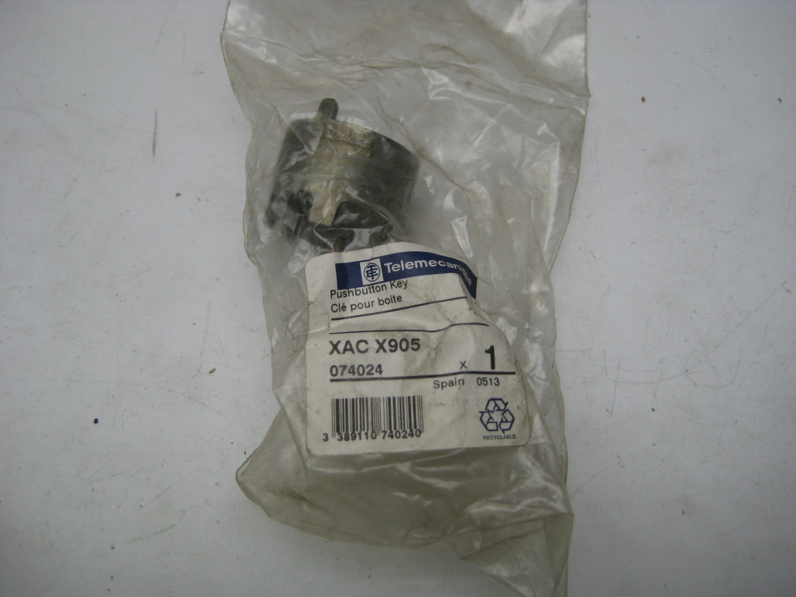 TELEMECANIQUE XACX905 PUSHBUTTON KEY NSMP
