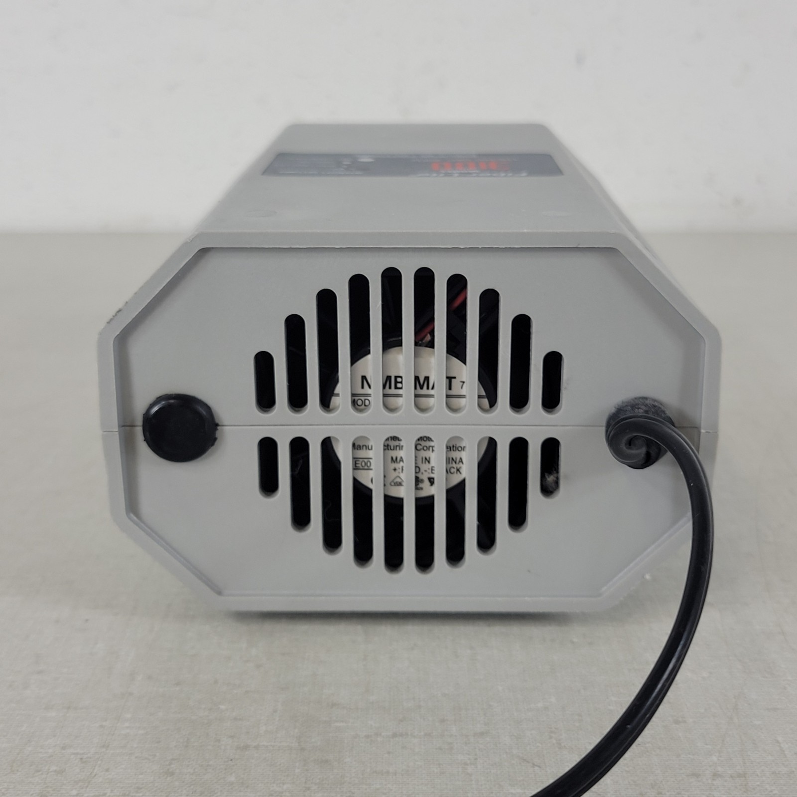 Dolan-Jenner Inc Fiber-Lite 3100 Illuminator 3-Mode Intensity Light Source