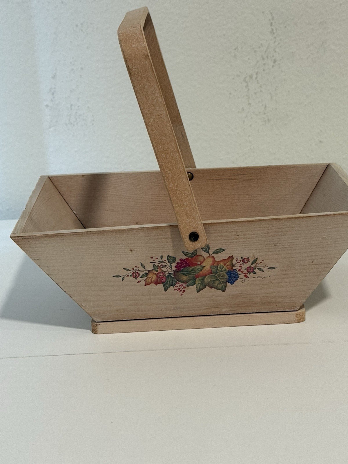Wood Centerpiece Basket Fruit Design
