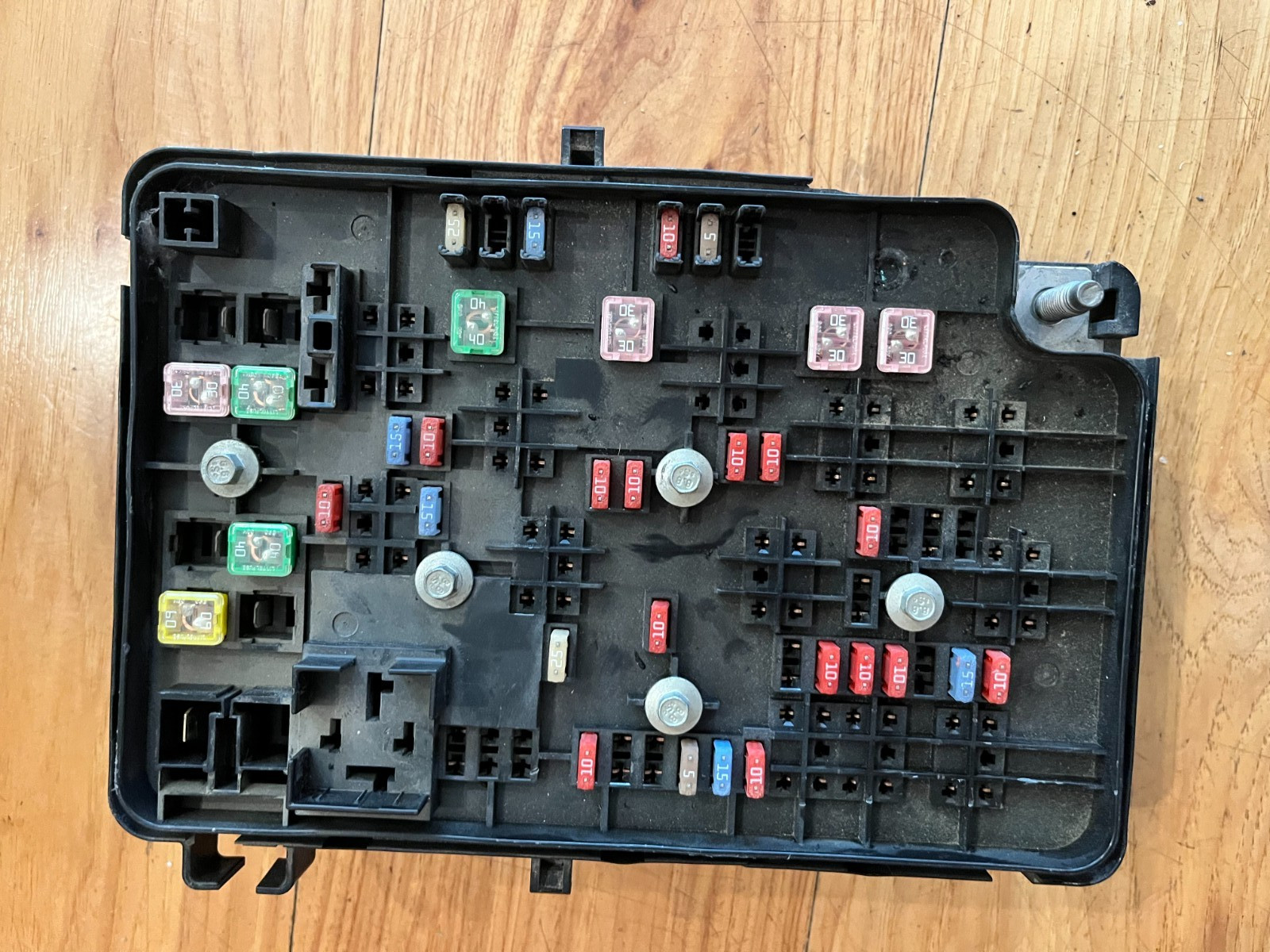 2011 Gmc Terrain Fusebox Fuse Box Panel Relay Module P/N:6356-4132