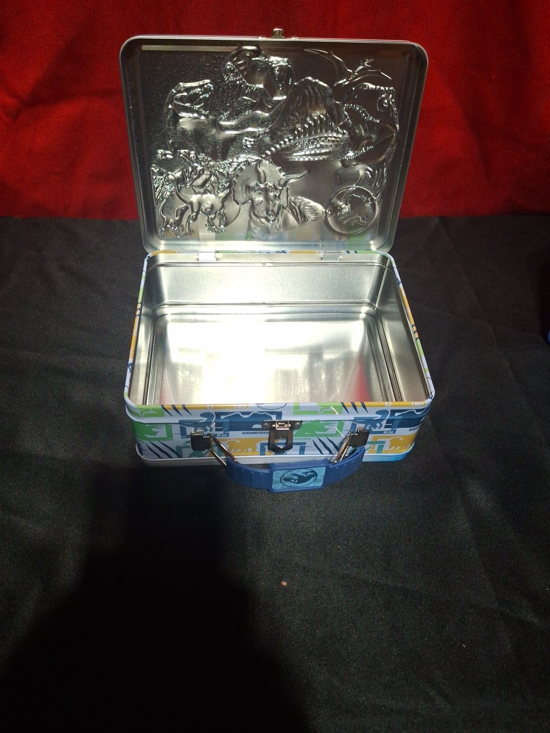 Metal Jurassic Park Lunch Box