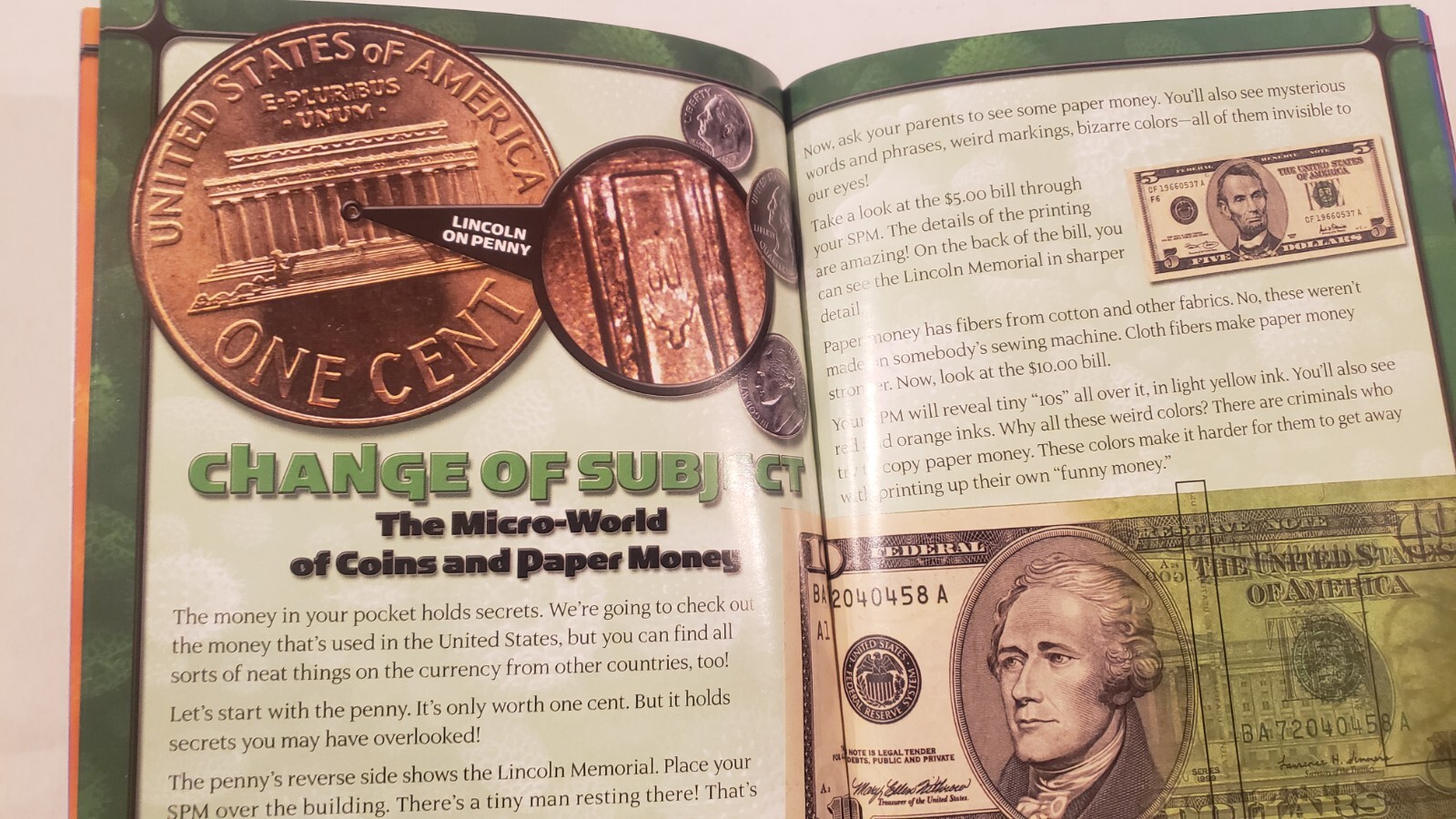 Scope it Out! Microscopic Adventures book and Microscope kit (1 magnification)