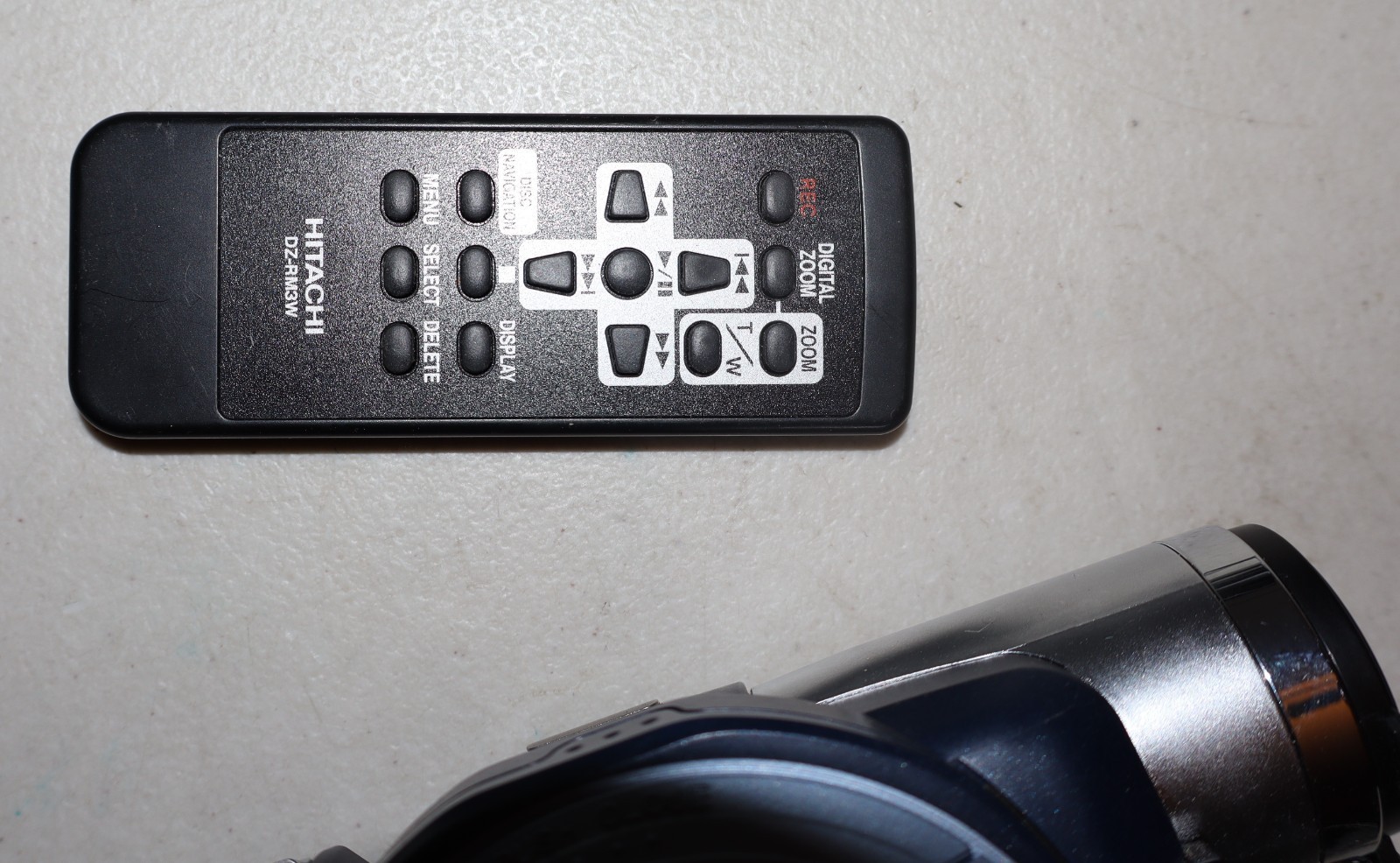 Hitachi DVD Camcorder DZ-MV550A – Bundle – Works