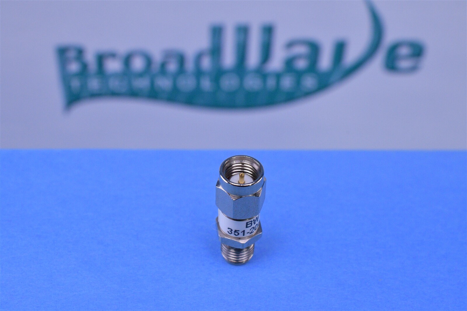 Broadwave Technologies DC-18 GHz Fixed Attenuator 50 Ohm .5W SMA Male 3dB