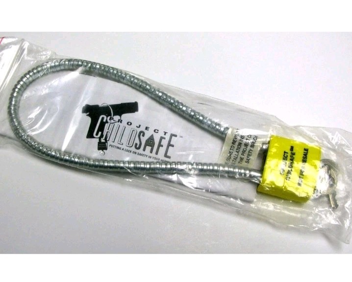 *New Project Childsafe Firearm Yellow Gun Cable Lock 2-Key Rifle Shotgun Safety
