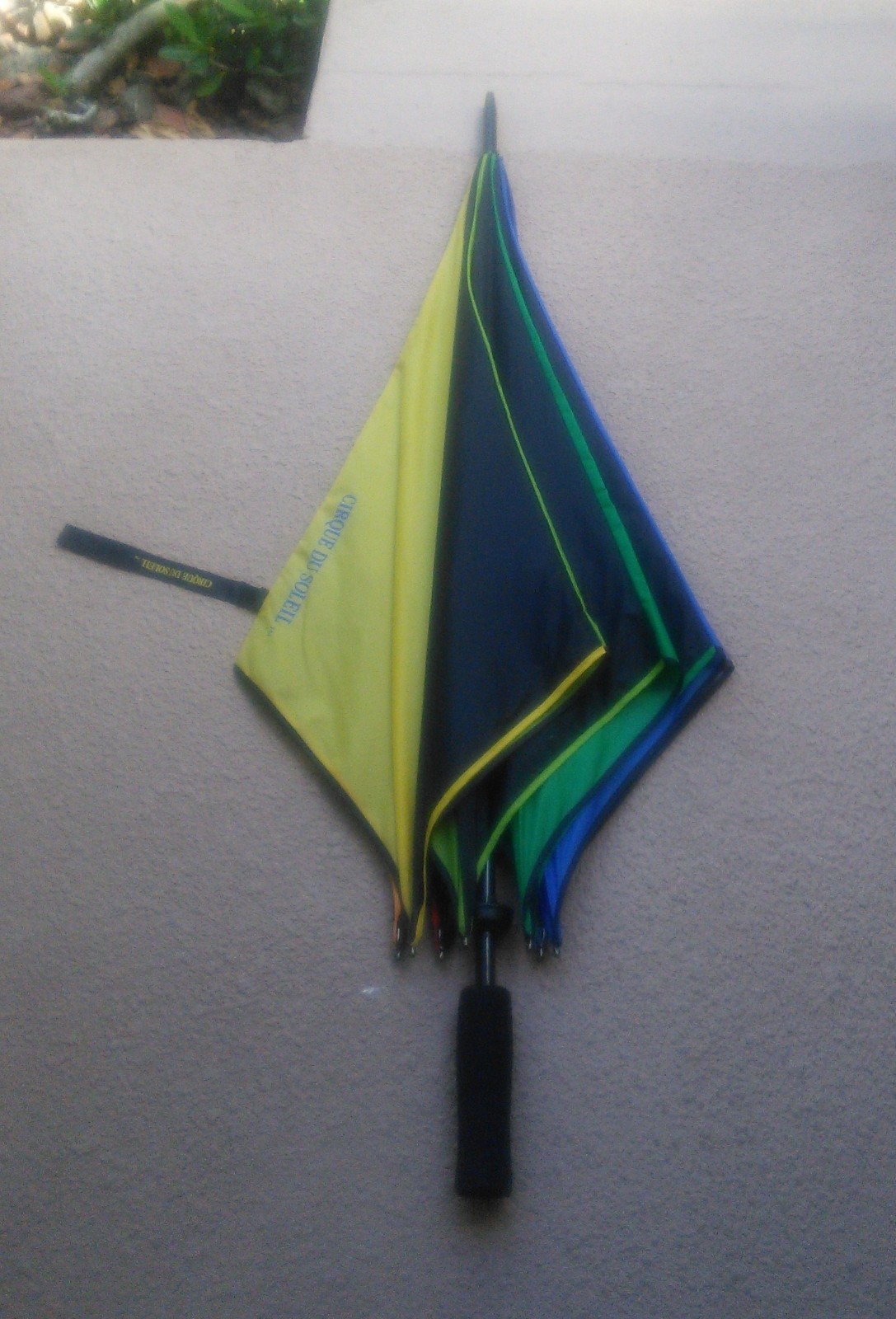 Original Cirque du Soleil Umbrella Multicolor Art RARE