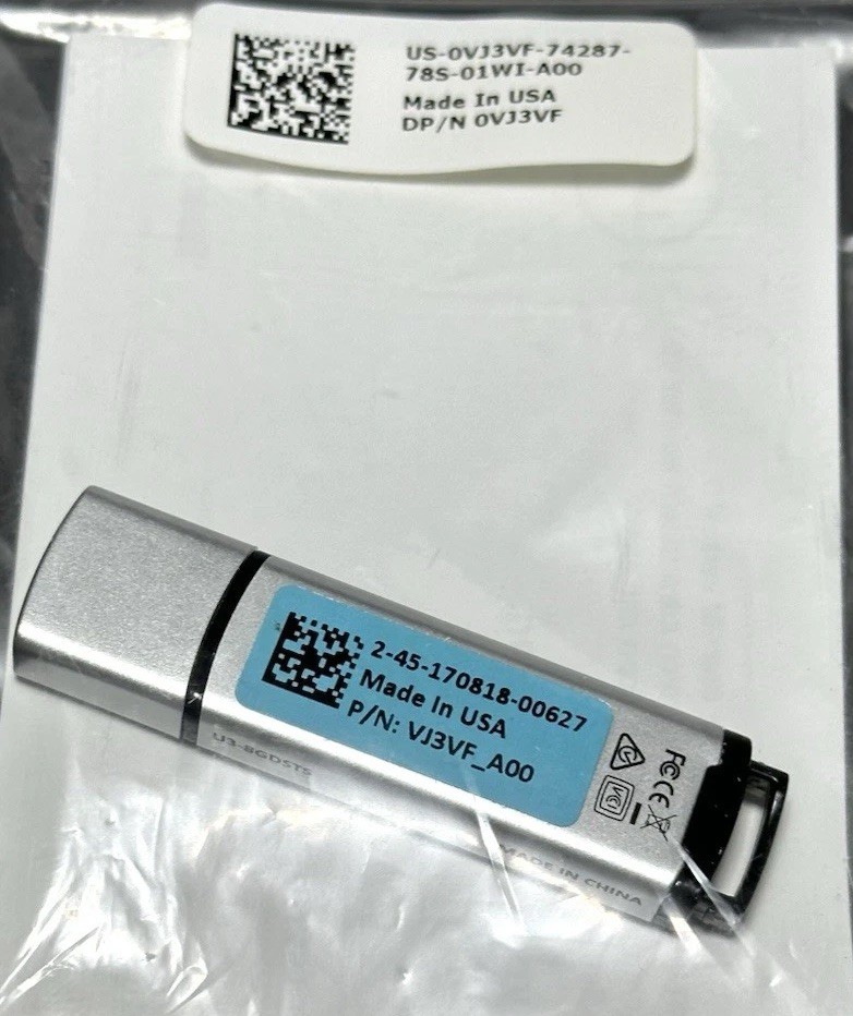 Dell Mentor Media Windows 10 Recovery Media USB Part VJ3VF_A00 -Silver 8GB, F/SH