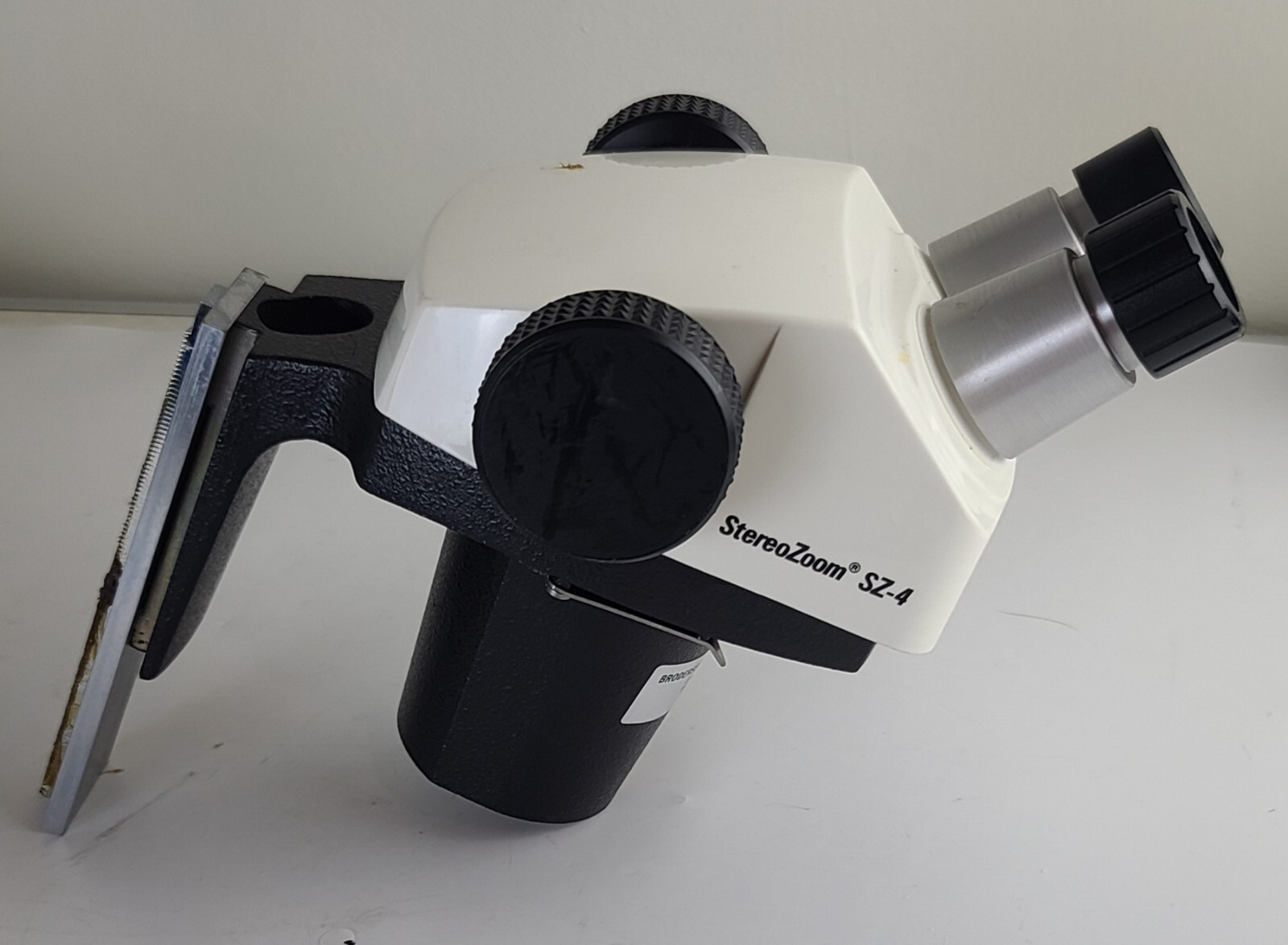 Leica Stereozoom 4 SZ-4 Microscope  Zoom Range 0.7X-3.0X