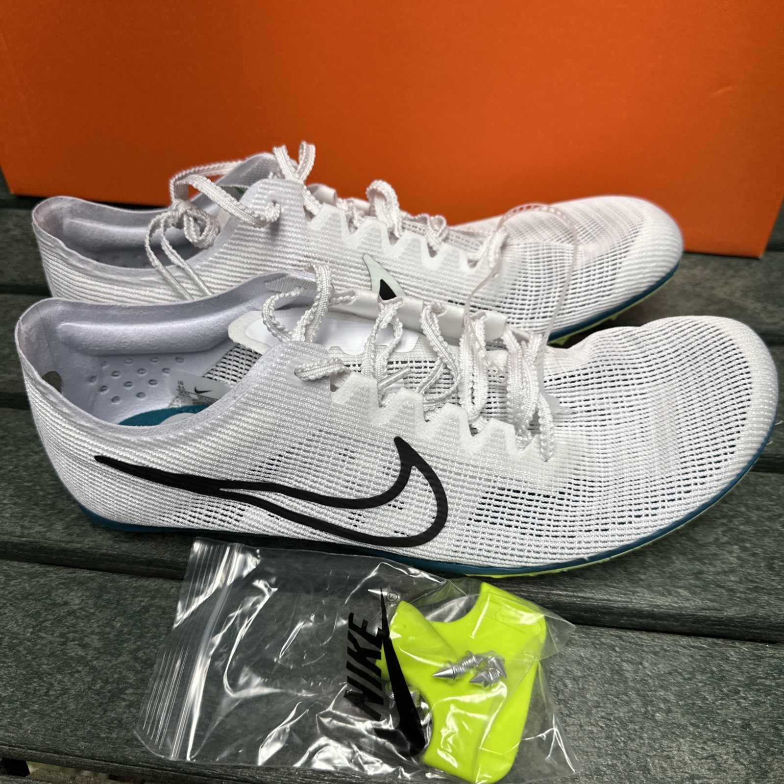 Men's Size Nike Men's Zoom Mamba 6 Track & Field+Spikes DR2733-102 White Green