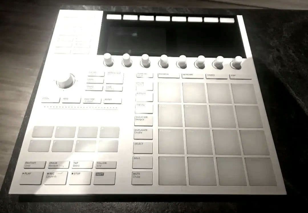 Native Instruments Maschine MK3 25th Anniversary Limited Edition White Tested